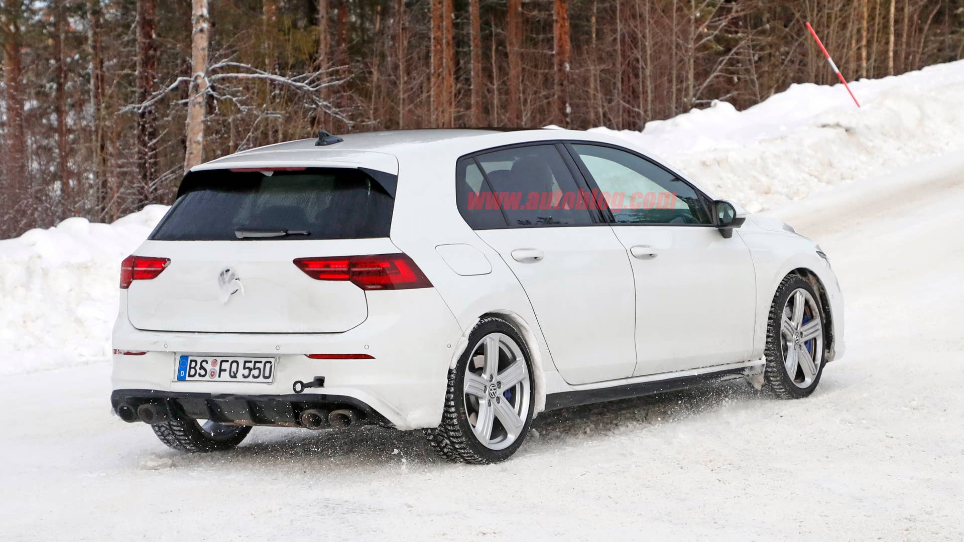 VW Golf R prototype