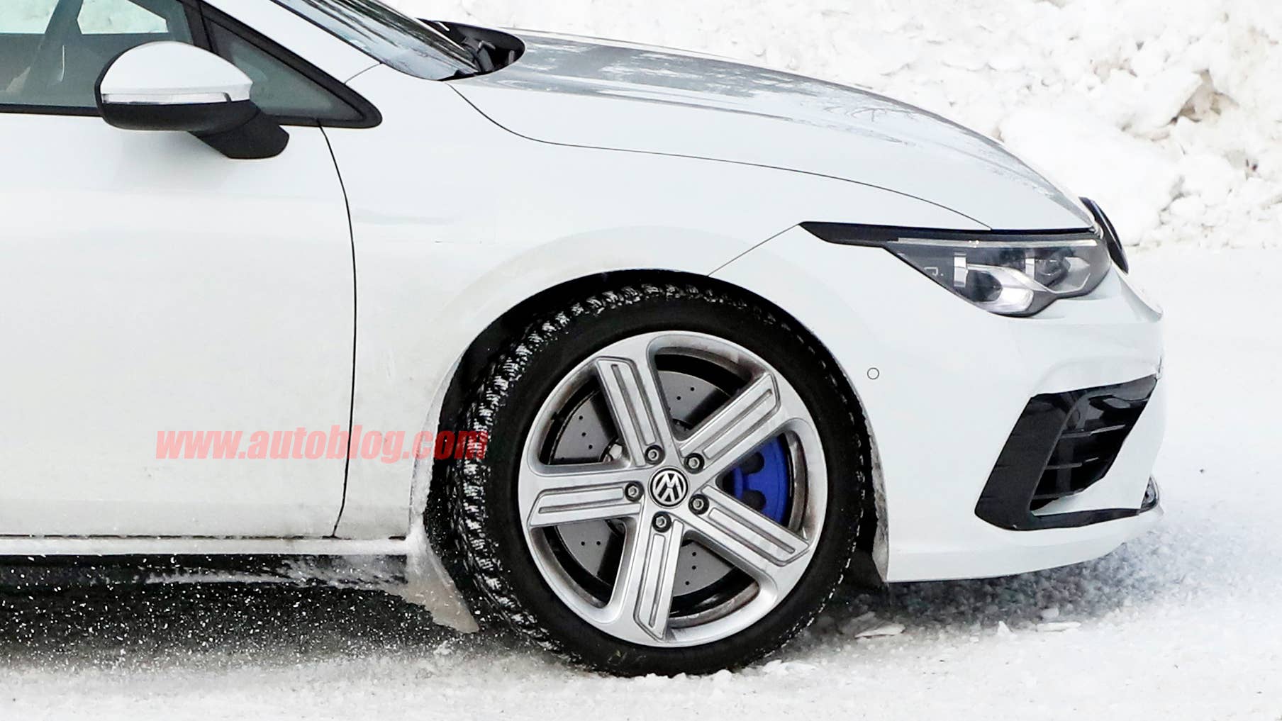 VW Golf R prototype