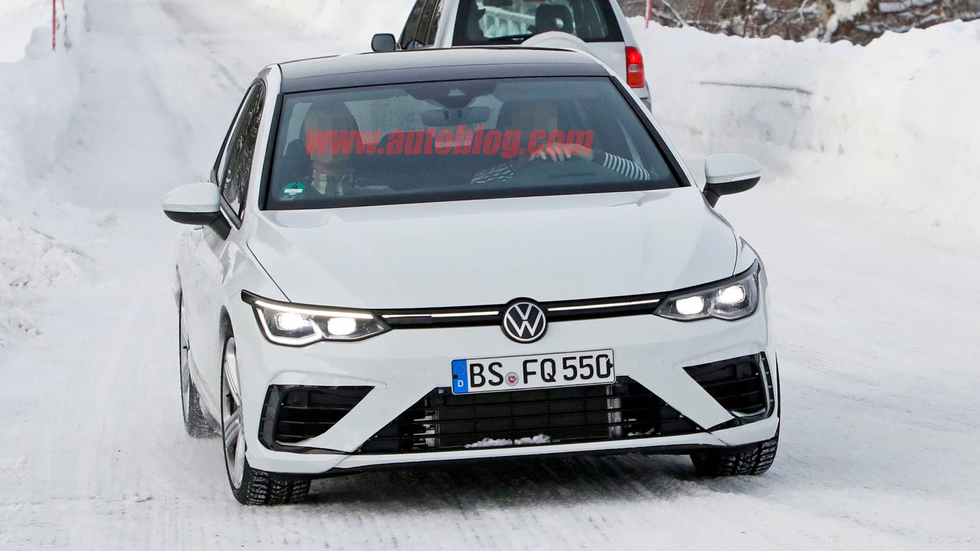 VW Golf R prototype
