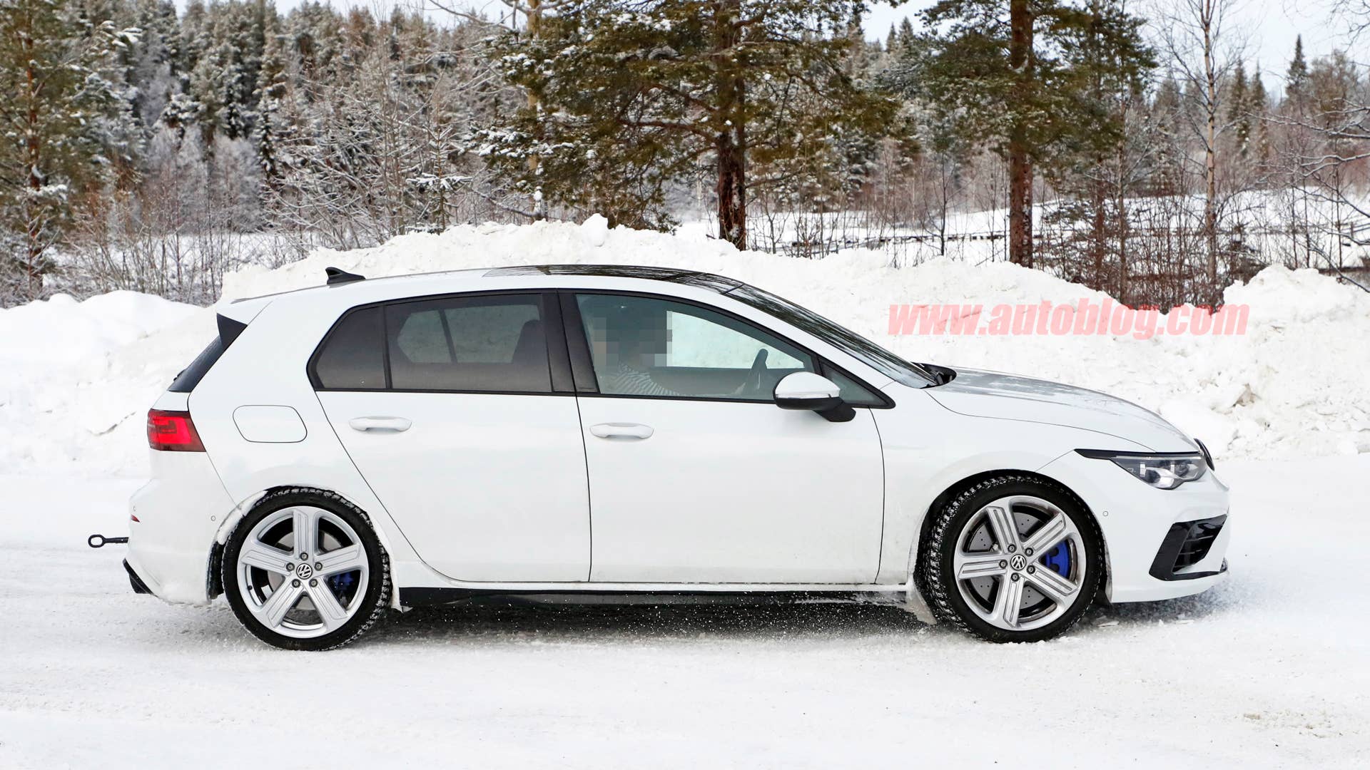 VW Golf R prototype
