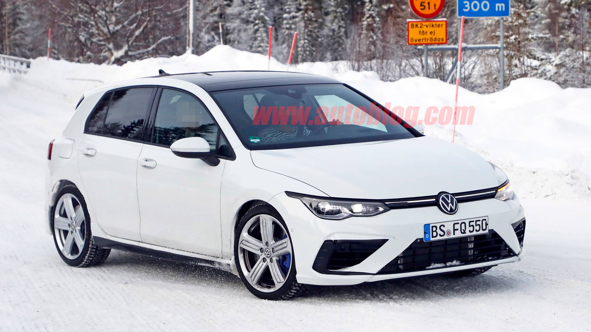 VW Golf R prototype