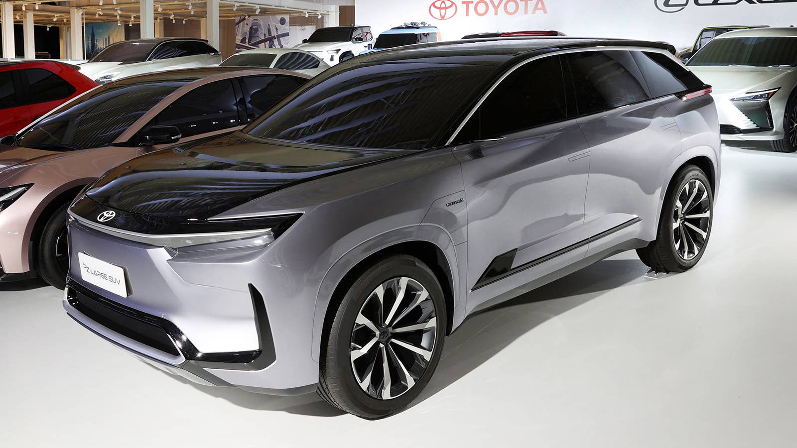 Toyota bZ Large SUV