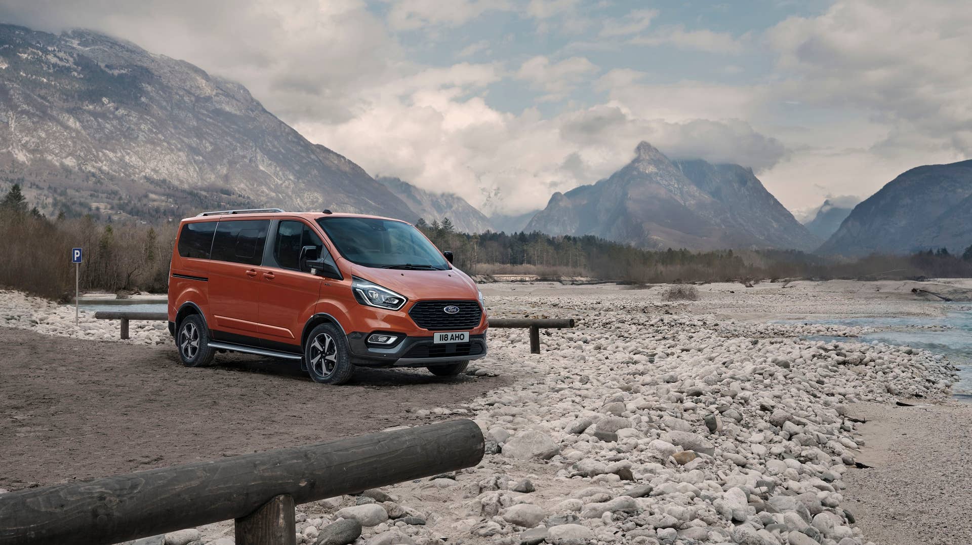 2020 Ford Tourneo Active