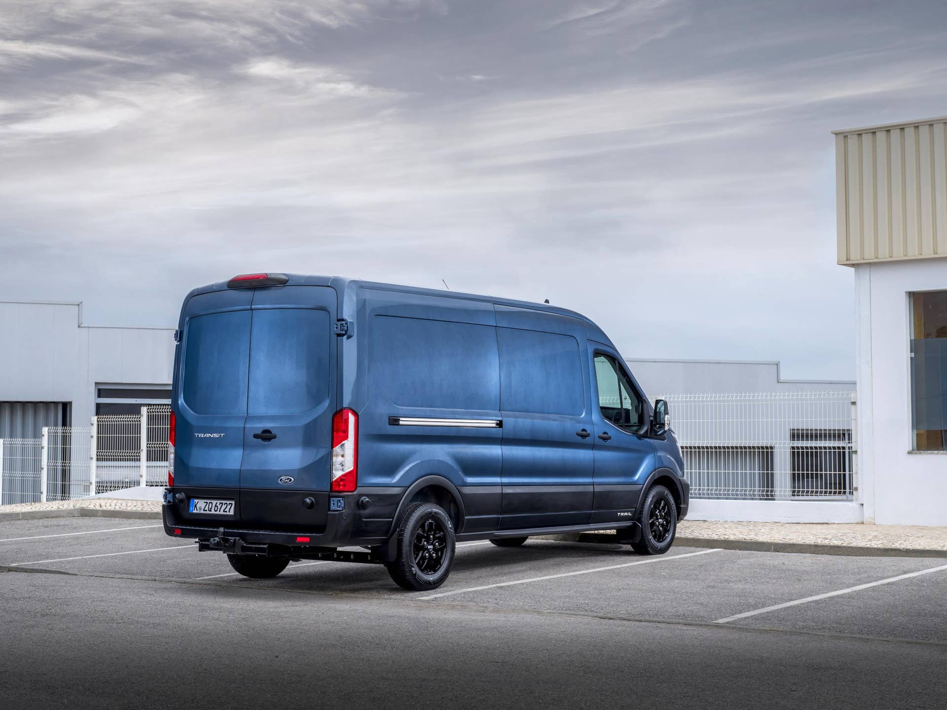 2020 Ford Transit Trail