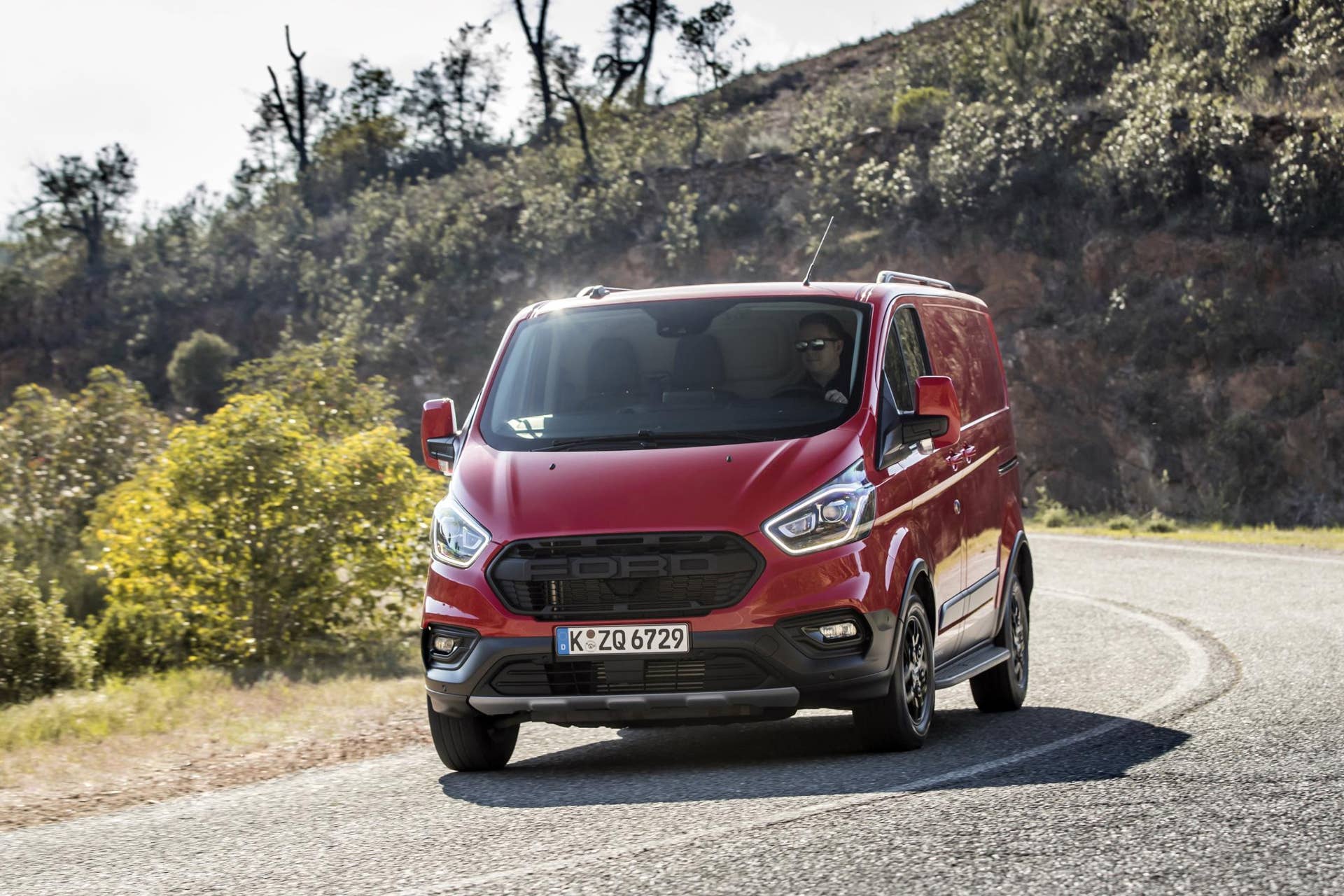 2020 Ford Transit Custom Trail