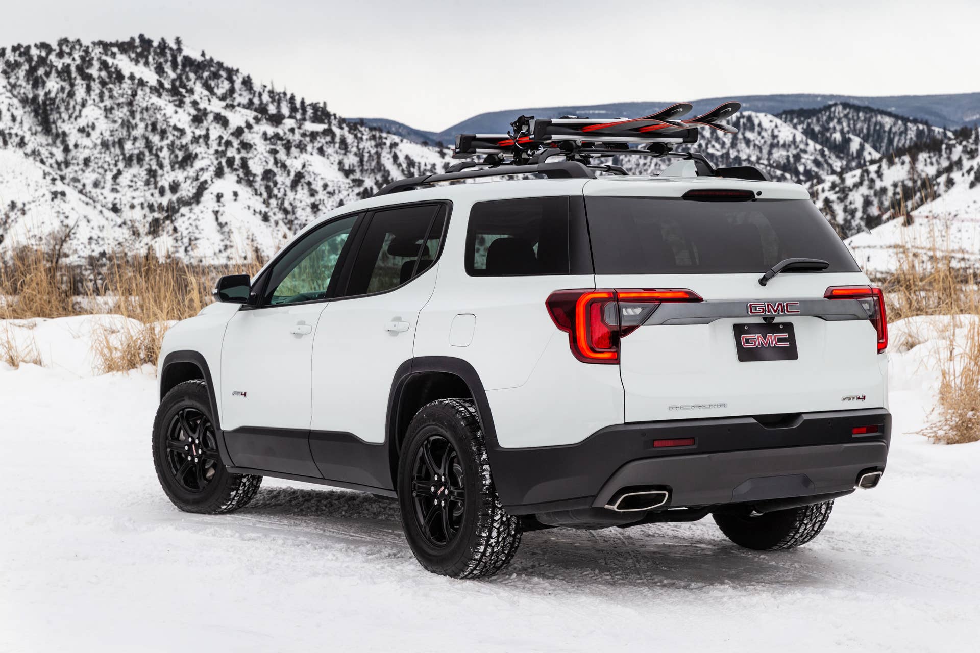 2020 GMC Acadia AT4
