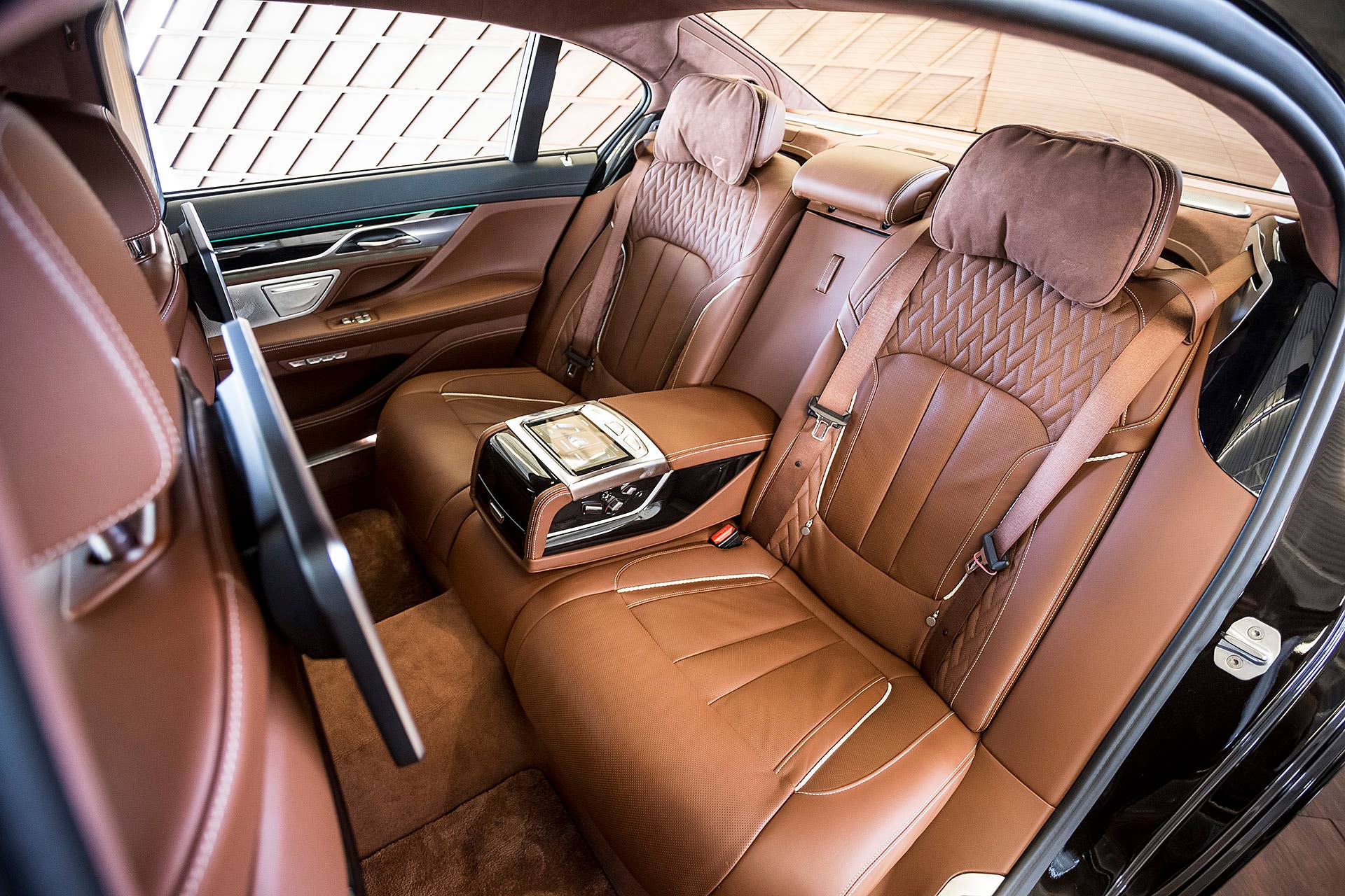 2016 BMW 7 Series rear seats