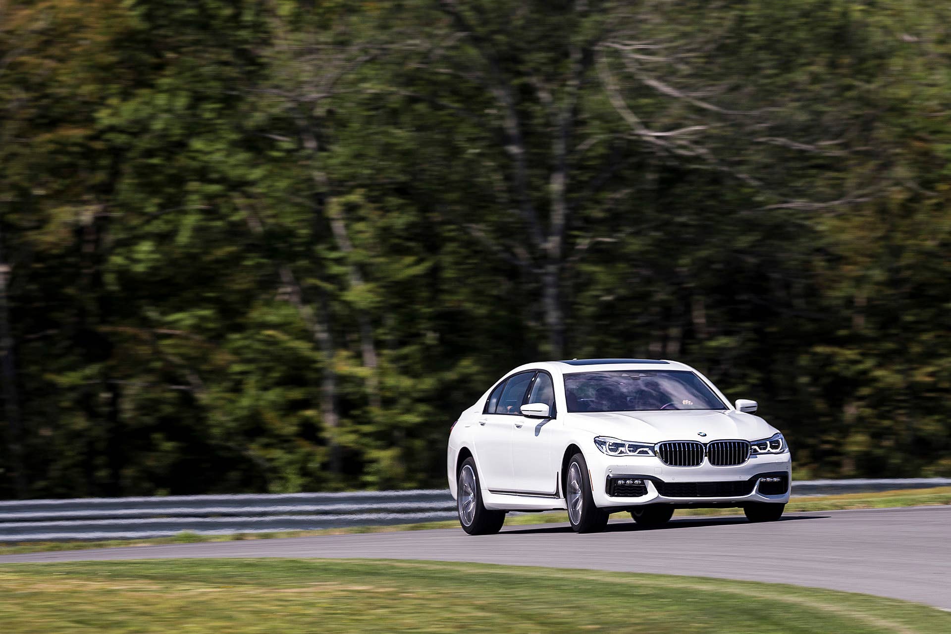 2016 BMW 7 Series on track