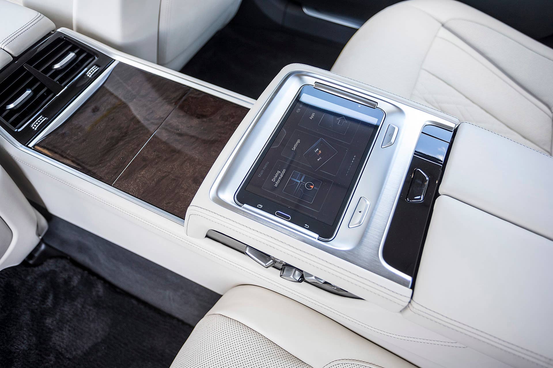 2016 BMW 7 Series rear seat center console