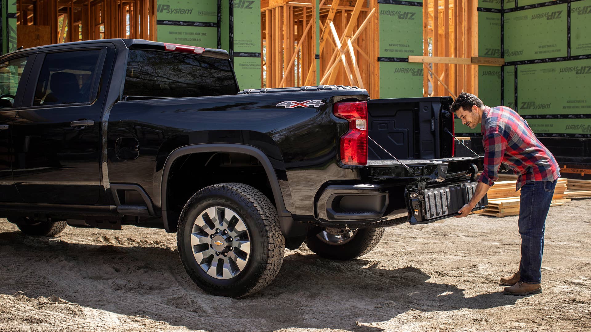 2022 Chevrolet Silverado HD Multi-Flex Tailgate