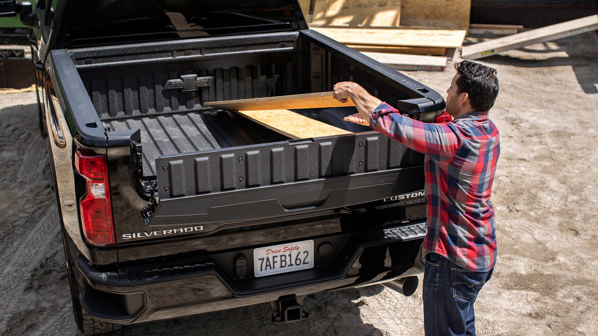 2022 Chevrolet Silverado HD Multi-Flex Tailgate