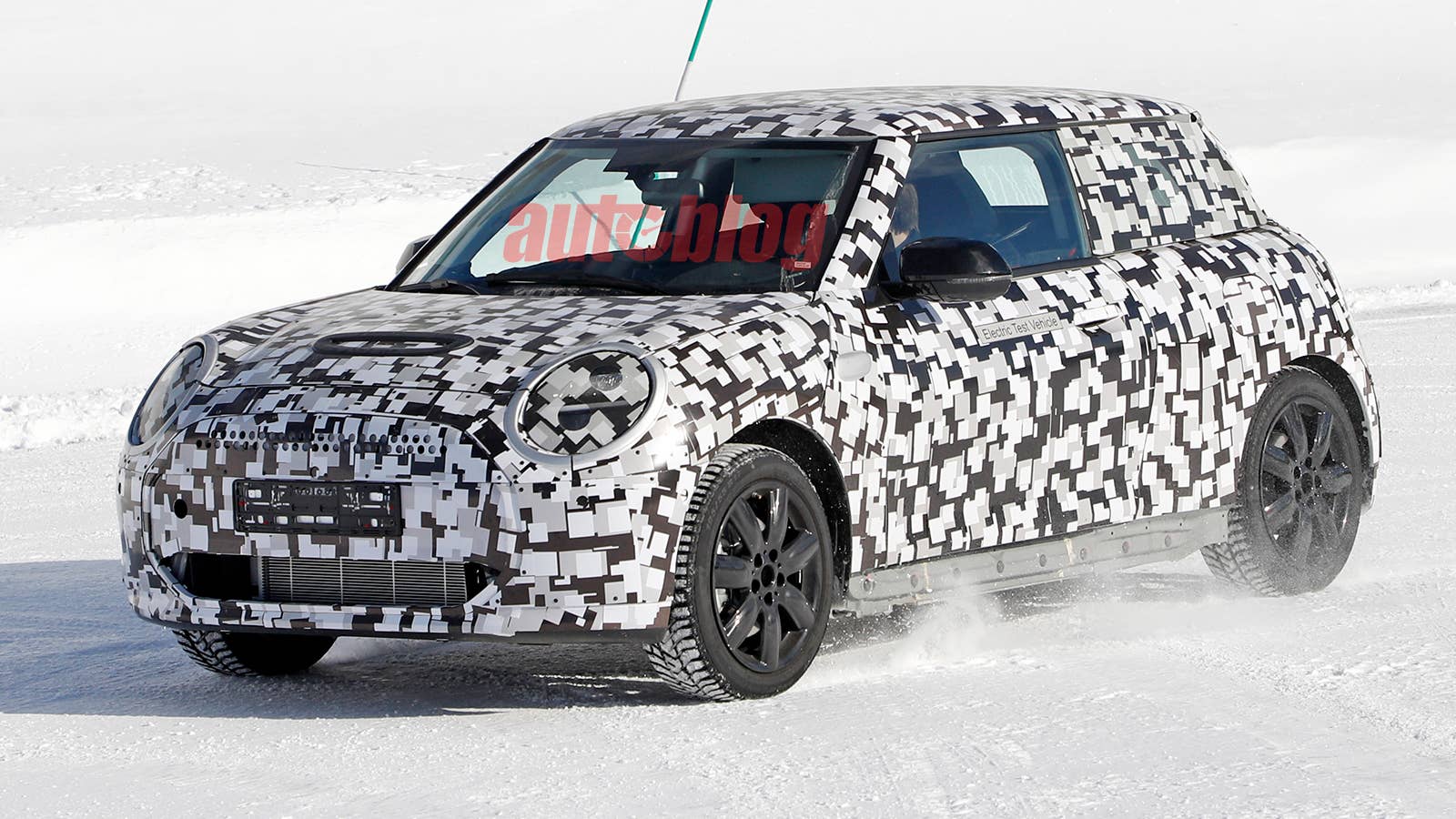Mini Cooper EV prototype