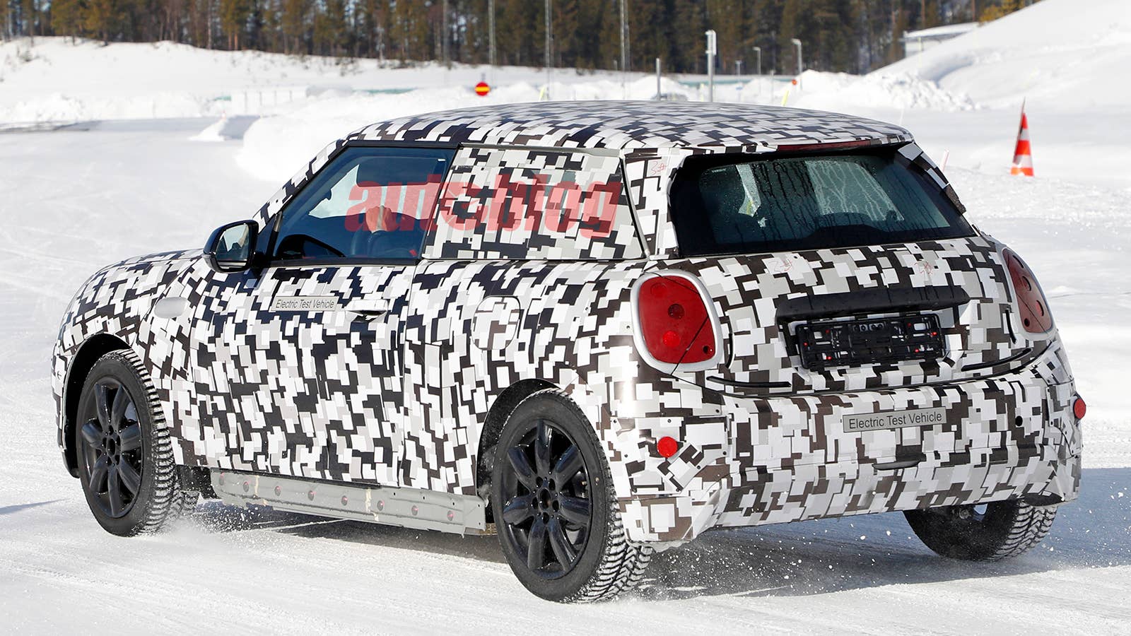 Mini Cooper EV prototype