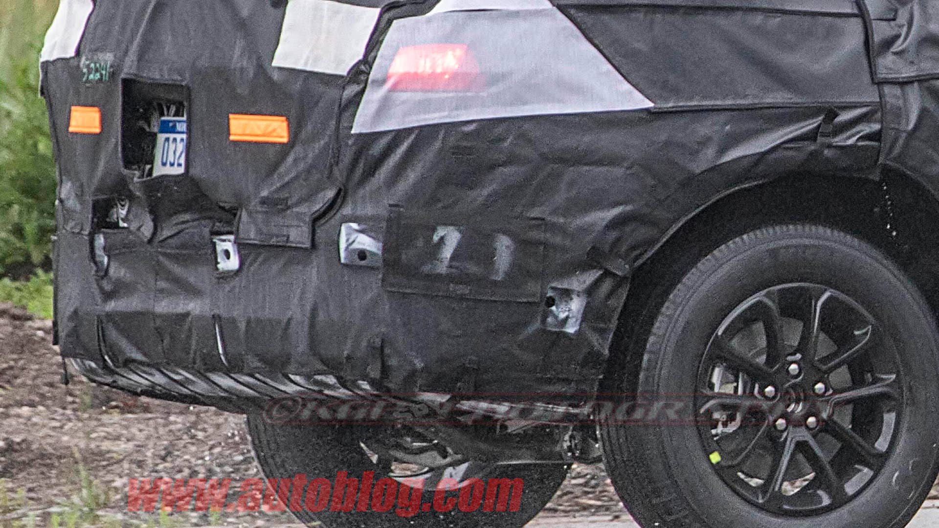 Jeep Grand Cherokee prototype spied