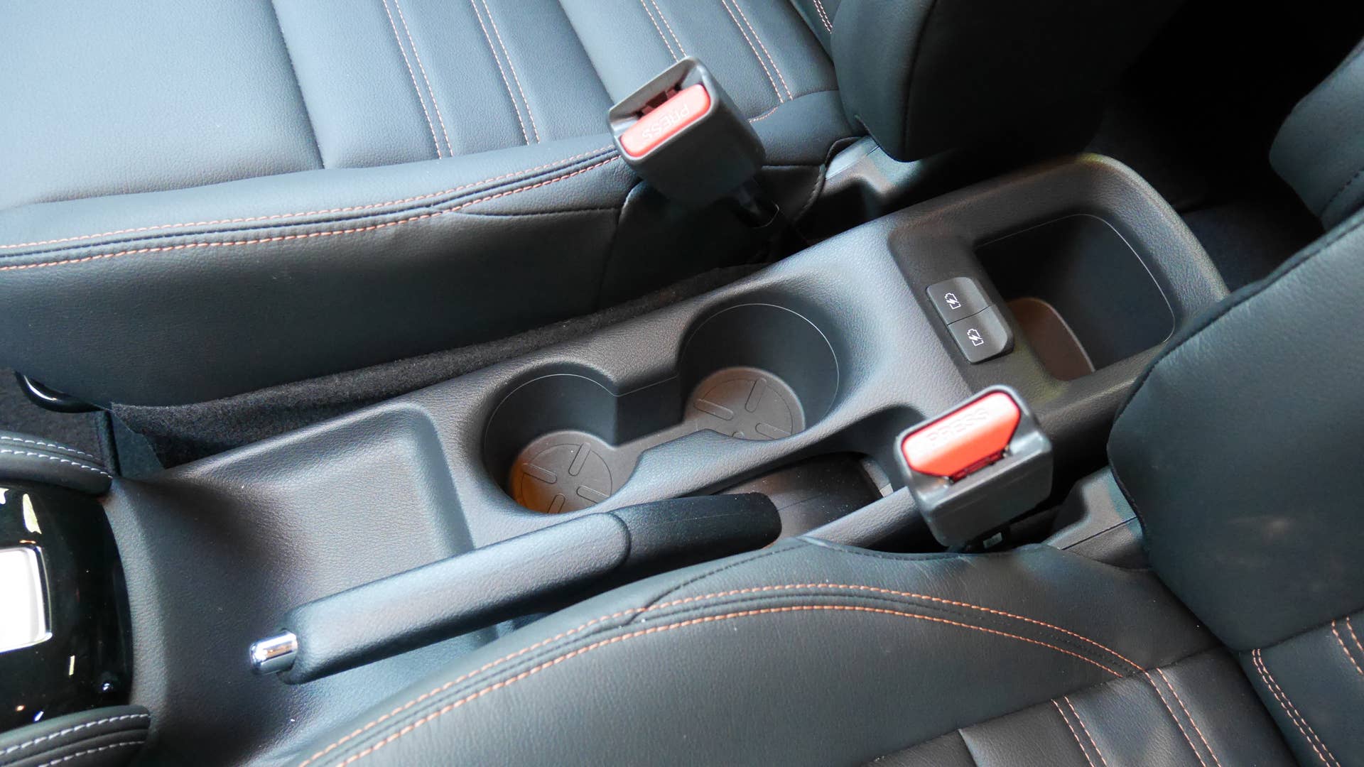2018 Nissan Kicks SR