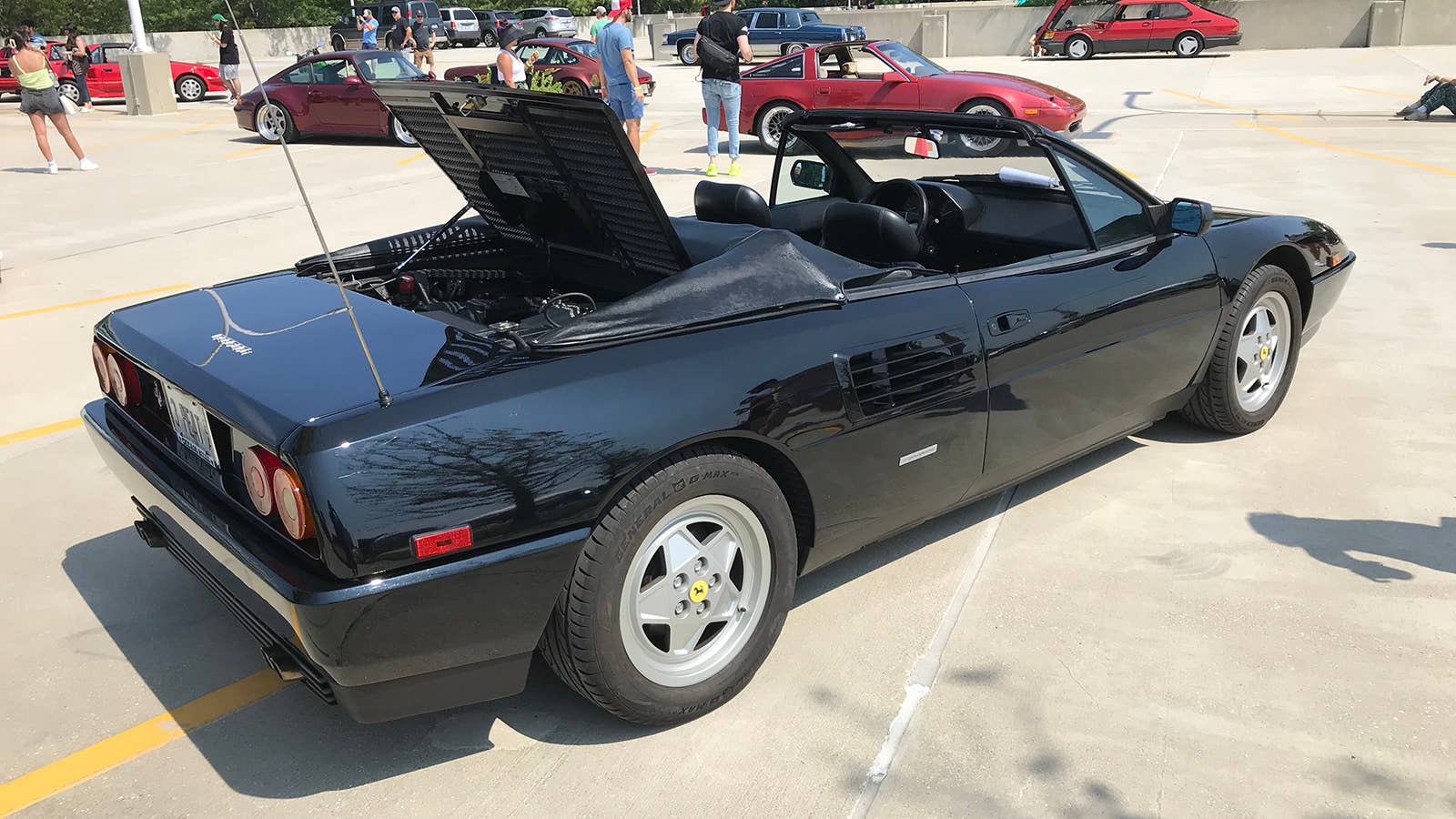 Ferrari Mondial