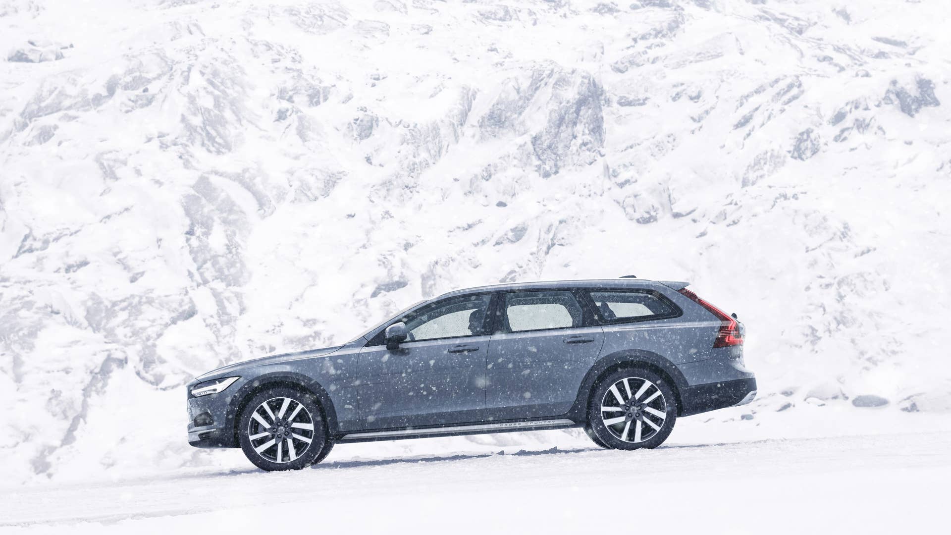 The refreshed Volvo V90 B6 AWD Cross Country in Thunder Grey