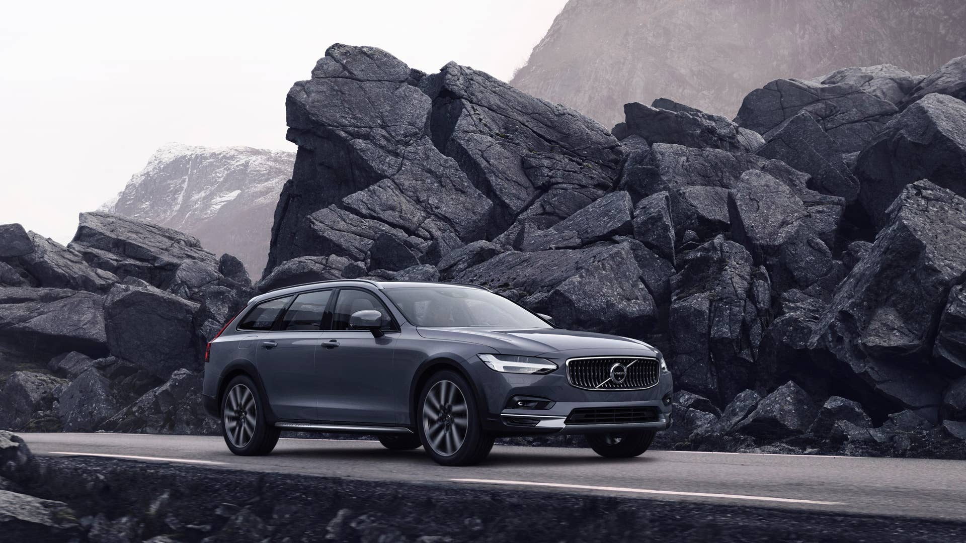 The refreshed Volvo V90 B6 AWD Cross Country in Thunder Grey