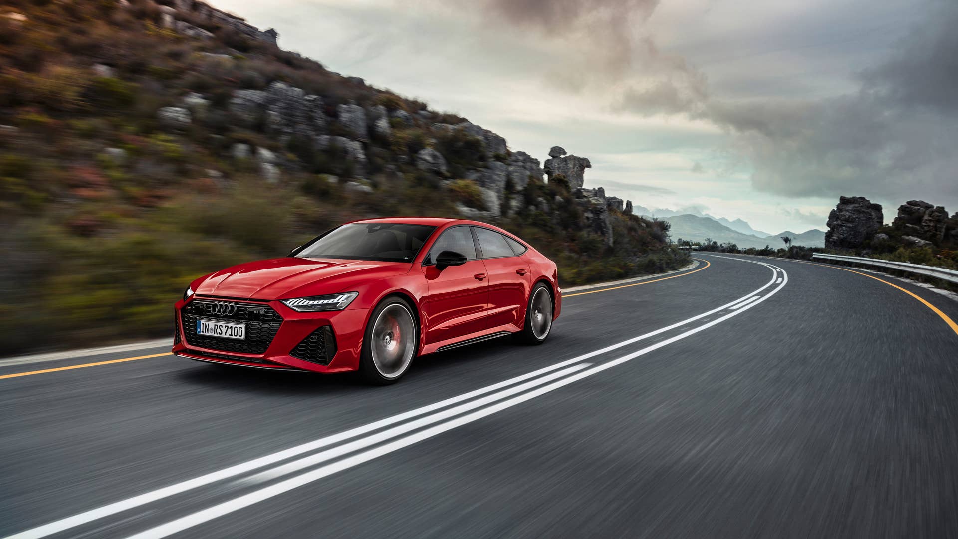 Dynamic photo, Colour: tango red