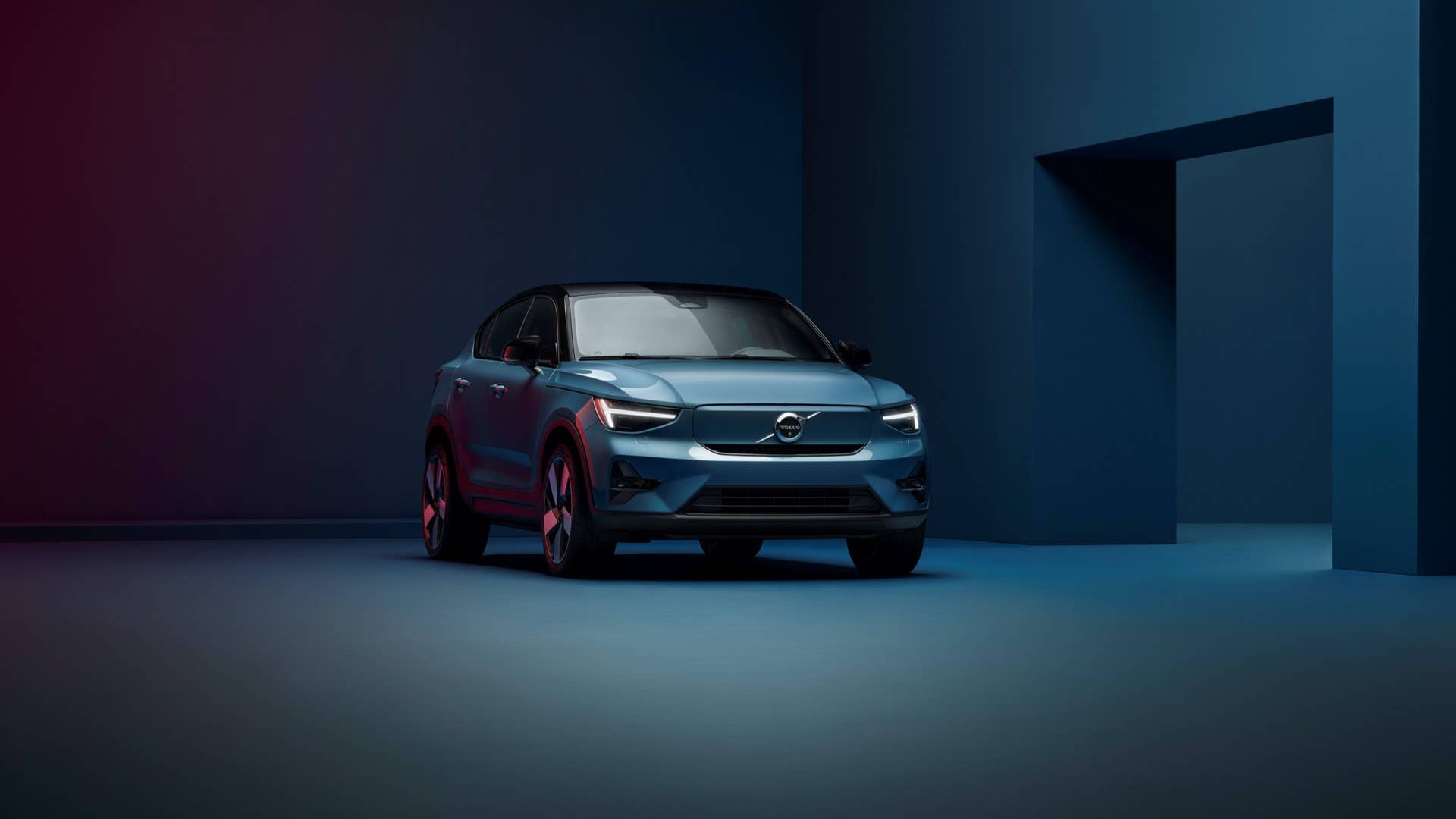Volvo C40 Recharge Studio