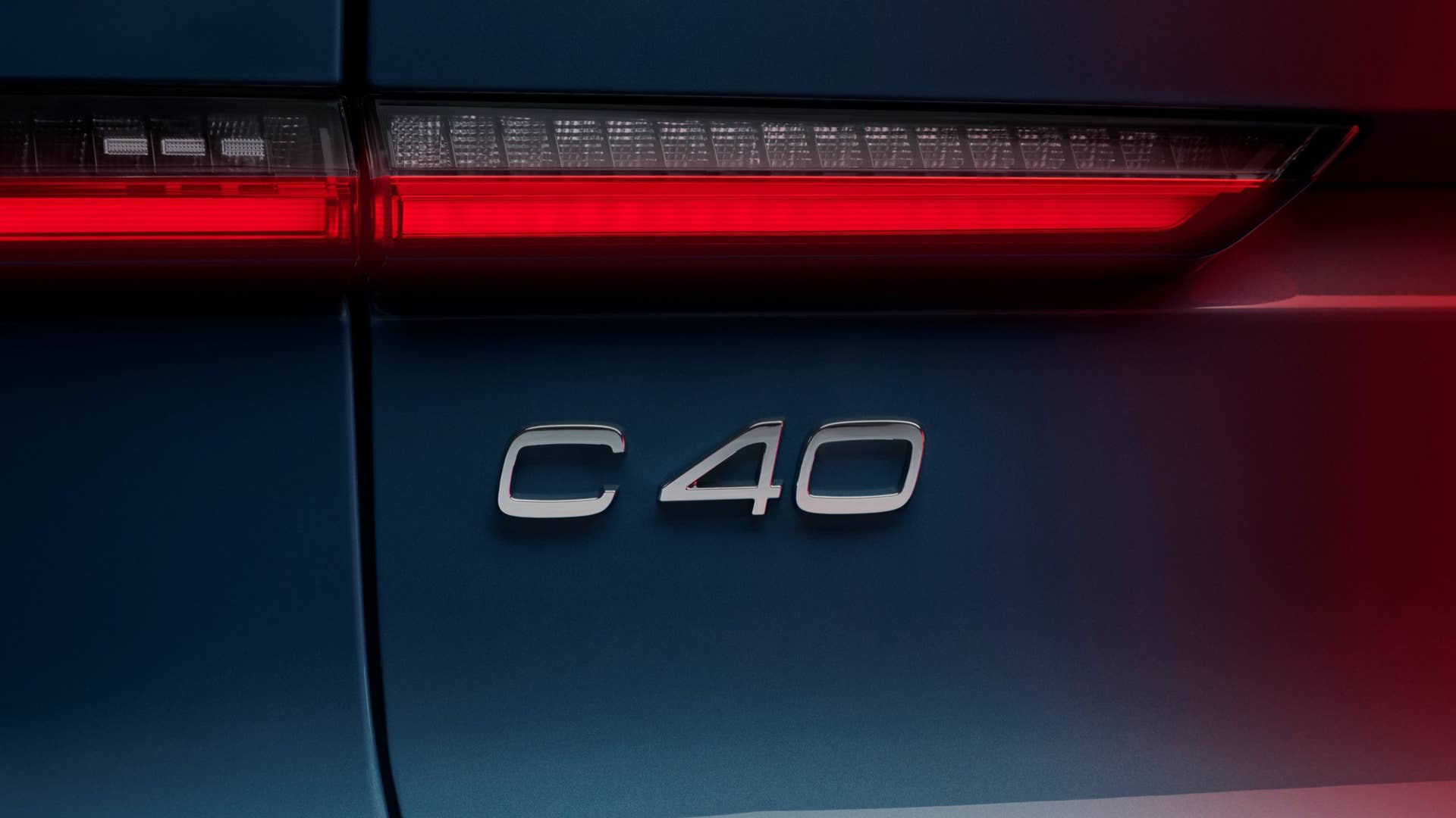 Volvo C40 Recharge Studio