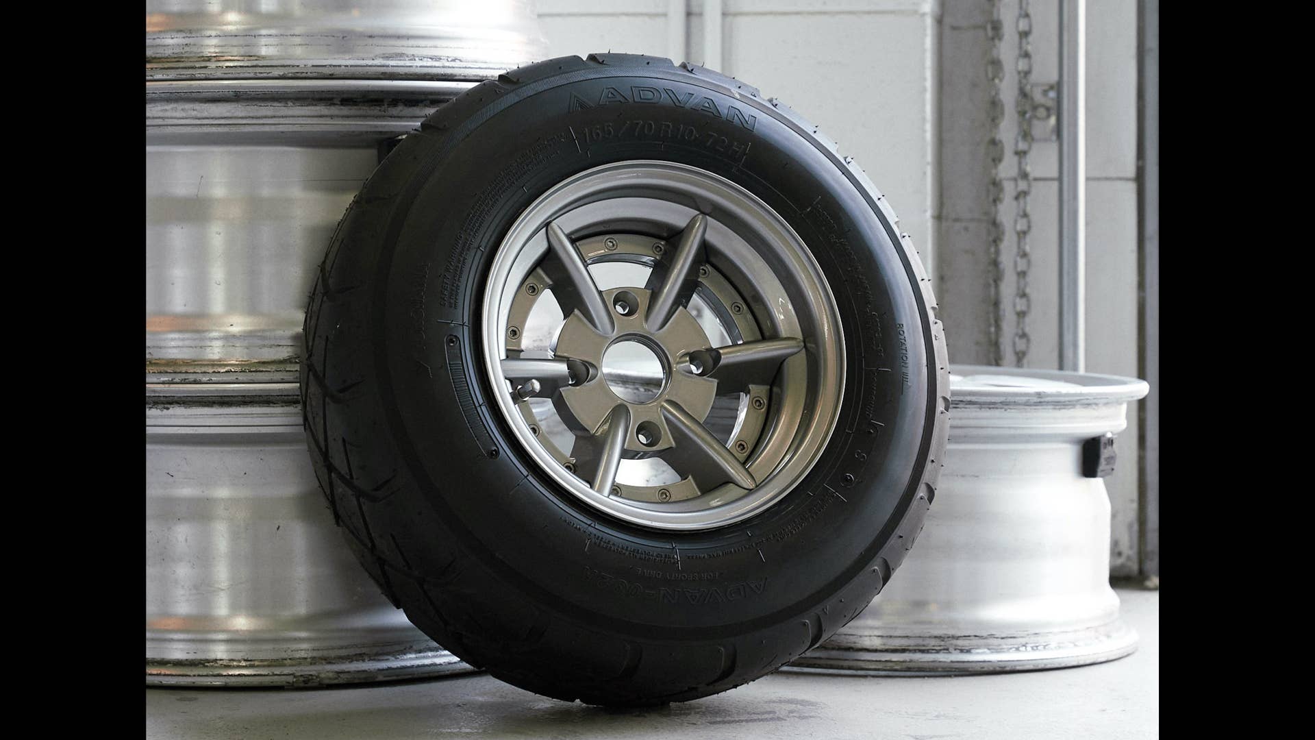 Spectre Type 10 is a 230-hp, $180,000 mid-engined Mini restomod - Autoblog