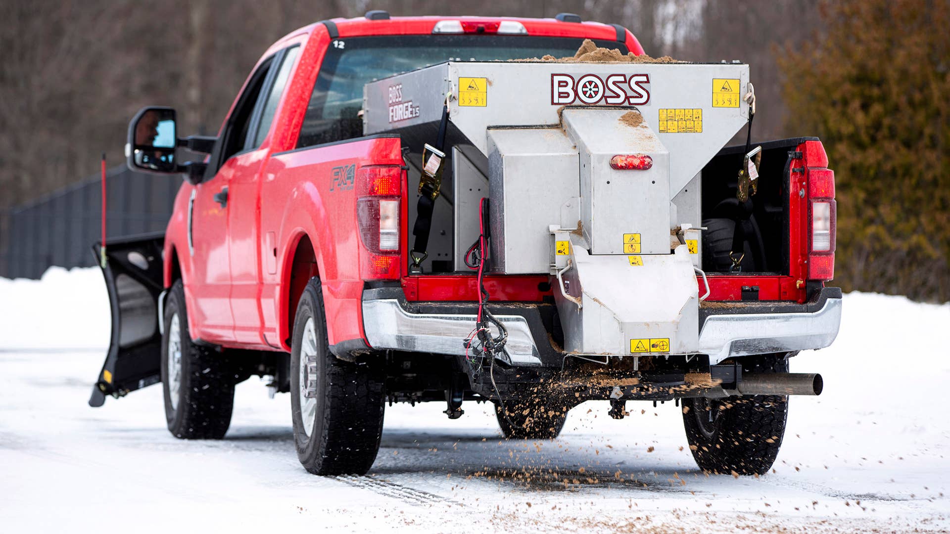 2020 Ford F-250 XLT 7.3L Crew Cab 160” wheelbase with 8-foot 2-inch Steel DXT V-Blade and VBX6500 Spreader. Super Duty offers a maximum Snow Plow rating of 1,400 pounds when properly specified with the Snow Plow Prep Package.