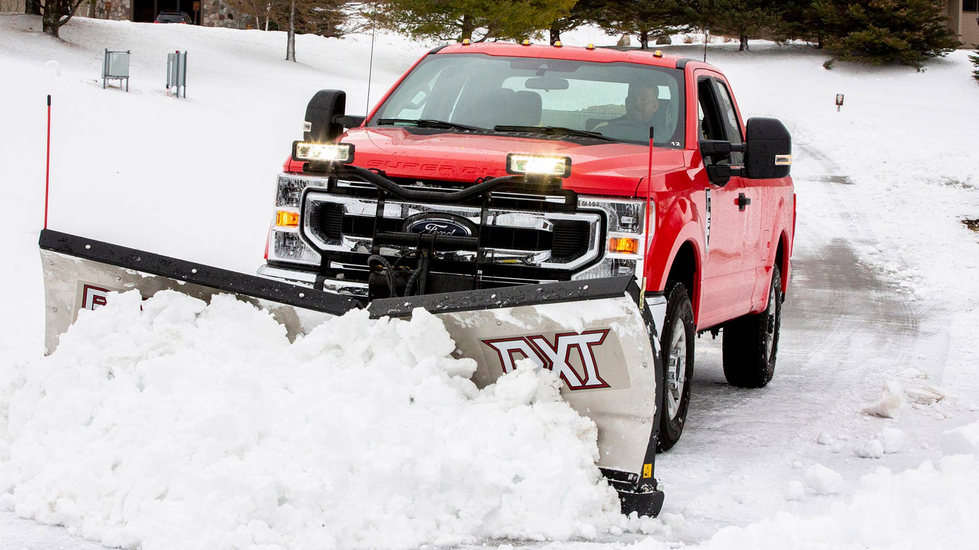2020 Ford F-250 XLT 7.3L Crew Cab 160” wheelbase with 8-foot 2-inch Steel DXT V-Blade and VBX6500 Spreader. Super Duty offers a maximum Snow Plow rating of 1,400 pounds when properly specified with the Snow Plow Prep Package.