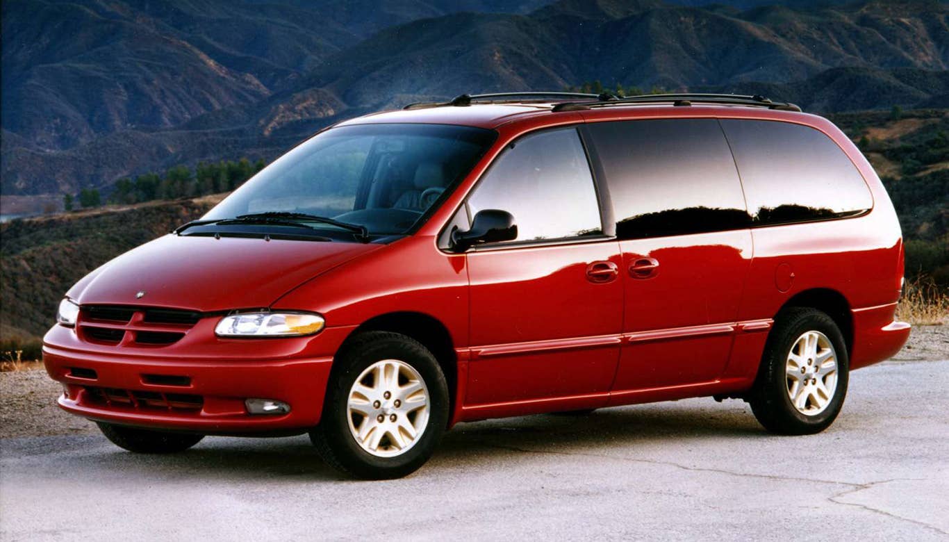 The third-generation Caravan saw a drastic change in exterior design, going from somewhat boxy to bubbly. The minivan also became available in long- and short-wheelbases. Chrysler introduced a new seat management system called as Easy Out Roller Seats, which used a door handle and lock attached  to the rear hatch, eliminating the confusing system that had been required on earlier models. The van also employed a driver's side sliding door for the first time.<br /> <br /> The van was offered with either a 2.4-liter four cylinder or a 3.0-liter V6, depending on the state in which is was sold. This generation of the Caravan, along with the Plymouth Voyager and Chrysler Town& Country, won the North American Car of the Year Award in 1996.<br /> <br /> Interestingly, Dodge introduced an all-electric version of this minivan in 1999, called the EPIC, which was capable of traveling up to 80 miles on a charge. The project tanked: only a few hundred were sold. Production was discontinued in 2001 and most were crushed. Only about ten of these are in existence today.