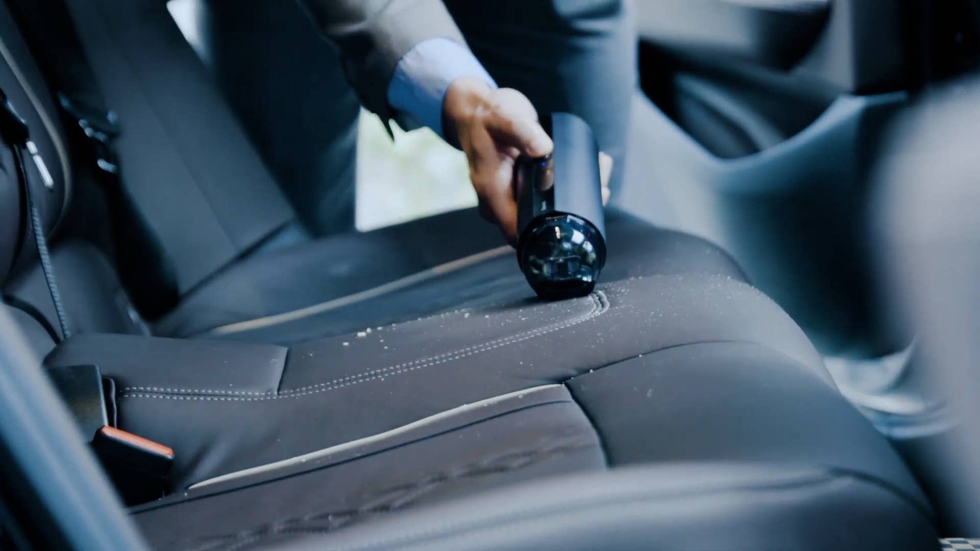 <p>Baseus car vacuum cleaner is a portable battery operated cleaner with dual functions to keep your vehicle dust and debris free. It comes with multiple attachments that can clean up corners, trunks, sunroofs, and more. A single charge can provide 18-25 minutes of cleaning time with 5,000pa of suction power. It currently has an average of 4 stars from 1,282 user reviews on Amazon. Get yours here https://amzn.to/2YmikYC </p>n<p>Autoblog may receive a share from purchases made via links on this page. Pricing and availability are subject to change.</p>n<p></p>n