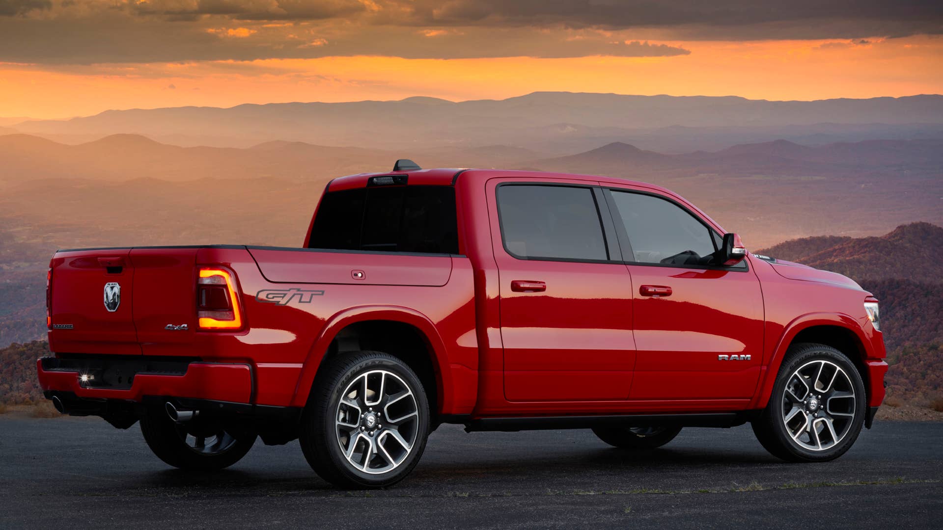 2022 Ram 1500 Laramie G/T rear 3/4