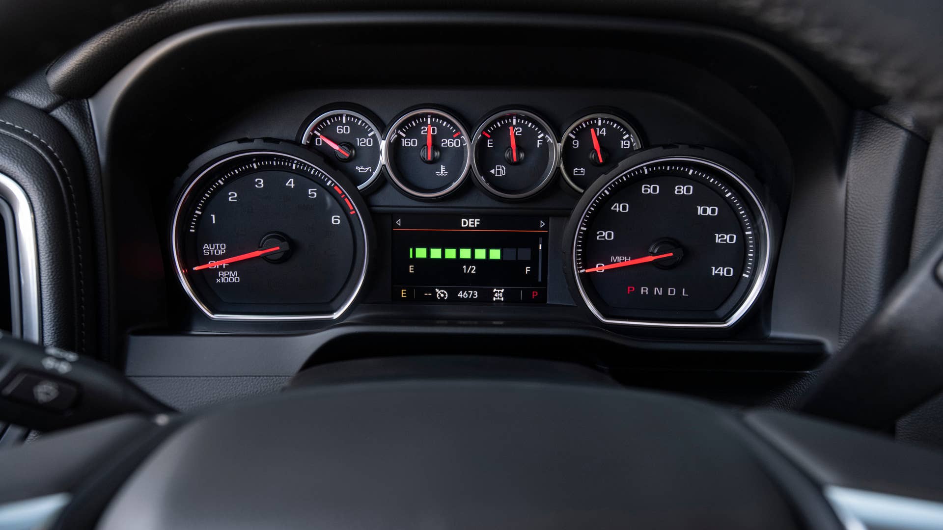 The Chevrolet Silverado’s all-new 3.0L Duramax inline-six turbo-diesel engine offers segment-leading torque and horsepower, in addition to a focus on fuel economy and capability.
