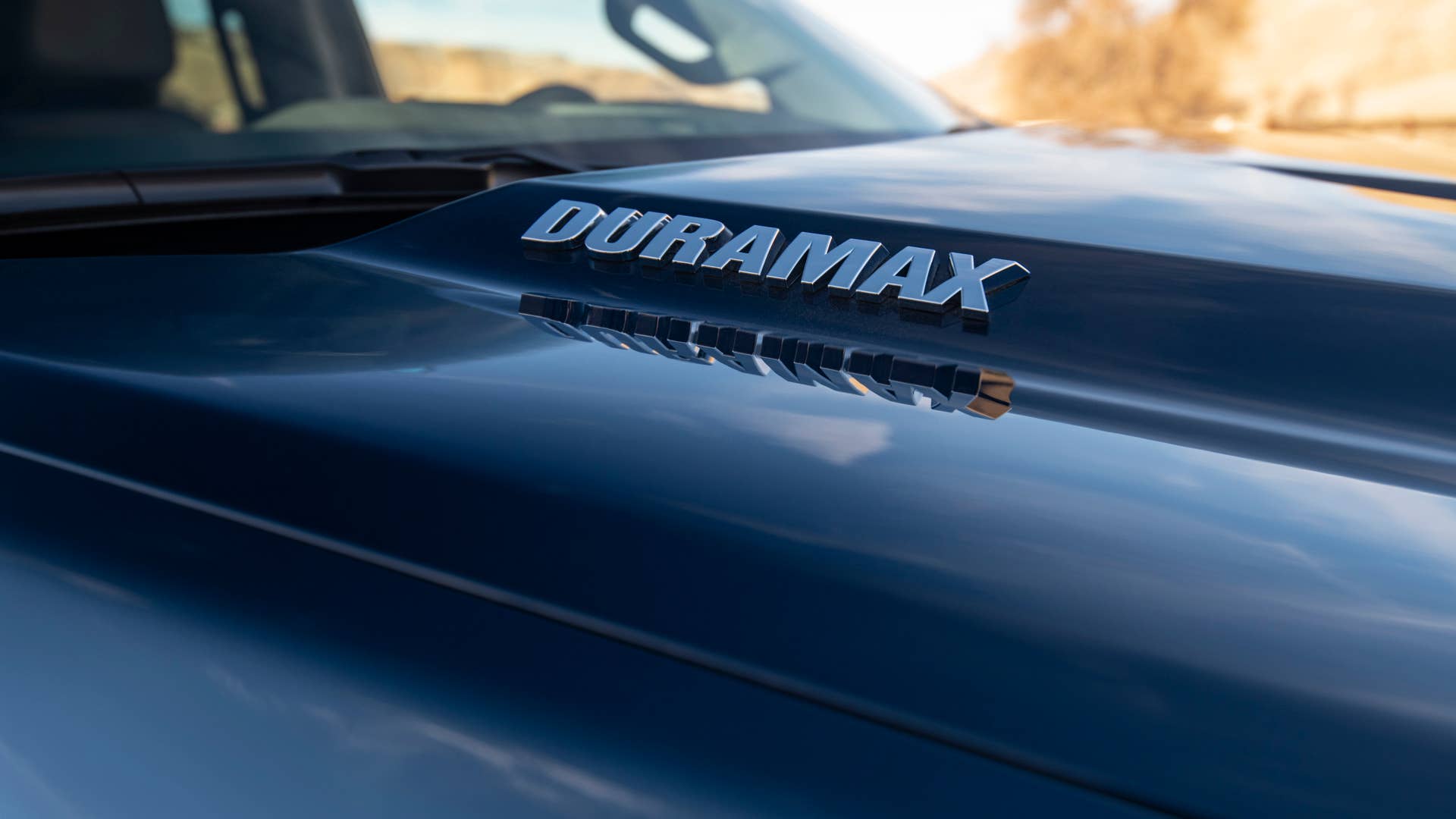 The Chevrolet Silverado’s all-new 3.0L Duramax inline-six turbo-diesel engine offers segment-leading torque and horsepower, in addition to a focus on fuel economy and capability.