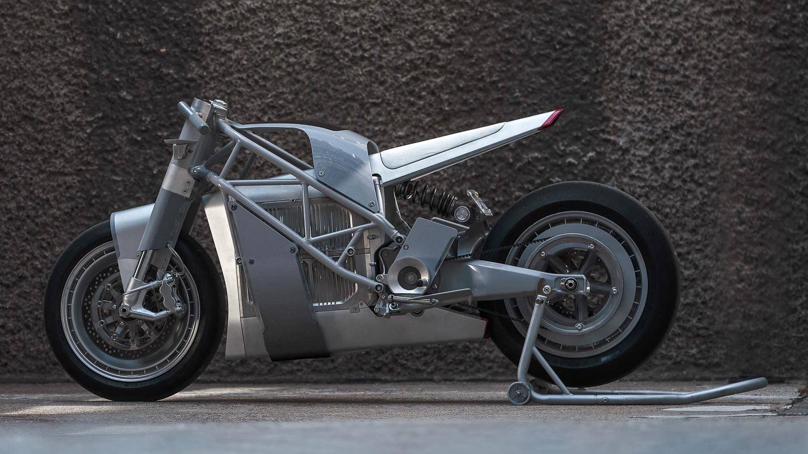 Industrial designer Hugo Eccles turns a Zero S/F into a futuristic ride.