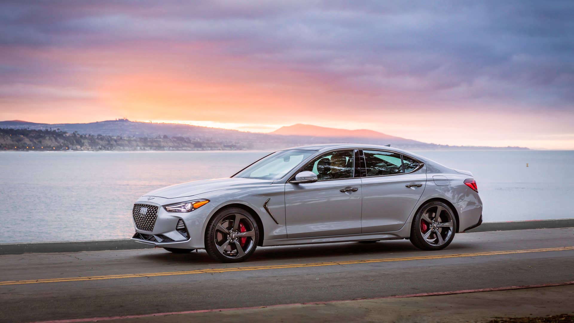 2019 Genesis G70 2.0T