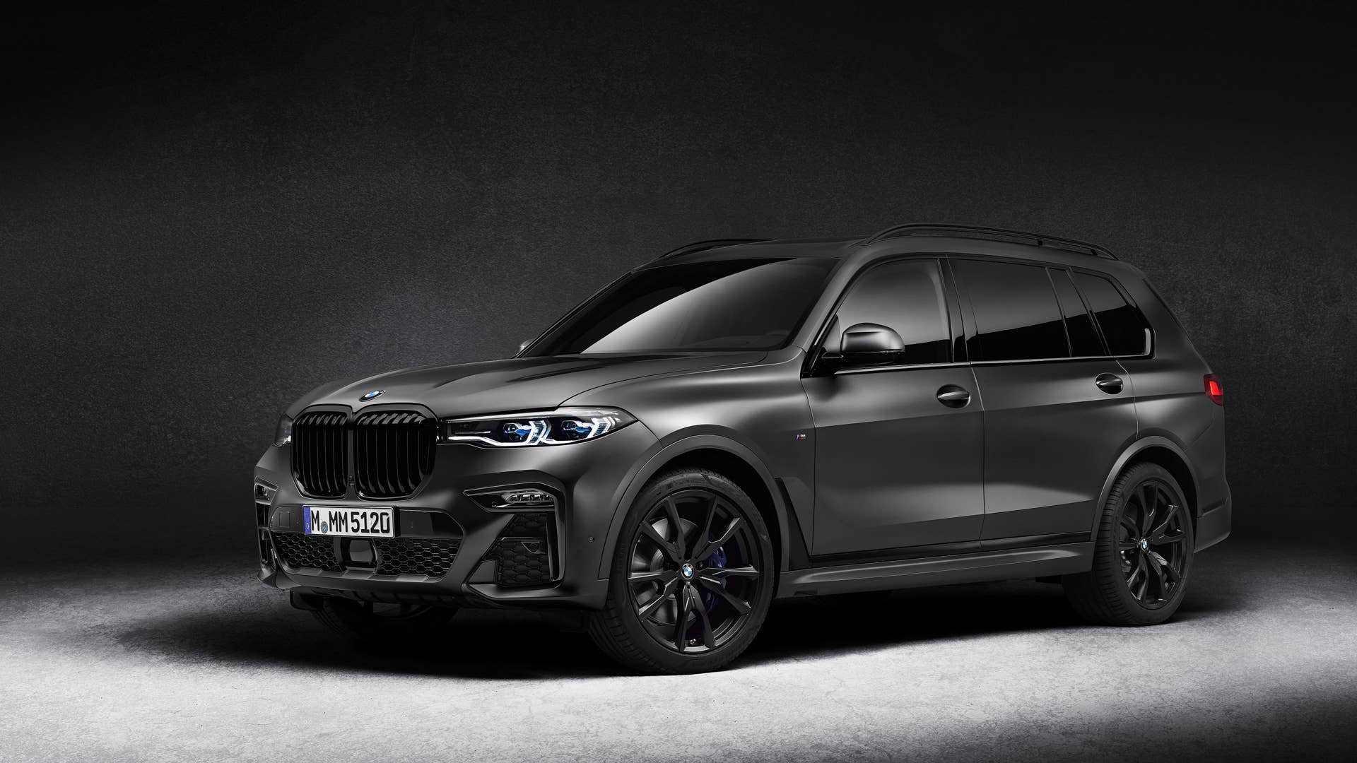 2021 BMW X7 Dark Shadow Edition is a $120,000 limited-run X7 M50i 