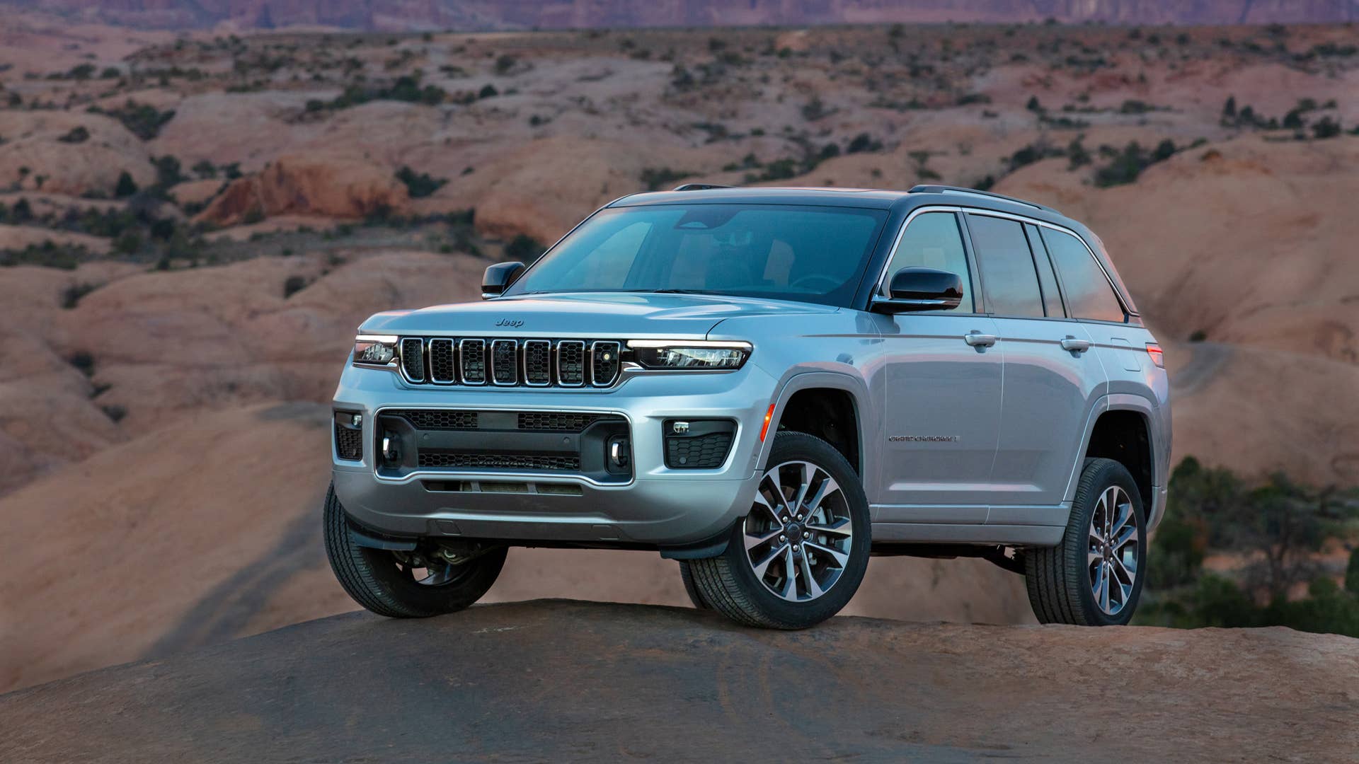 2022 Jeep® Grand Cherokee Overland