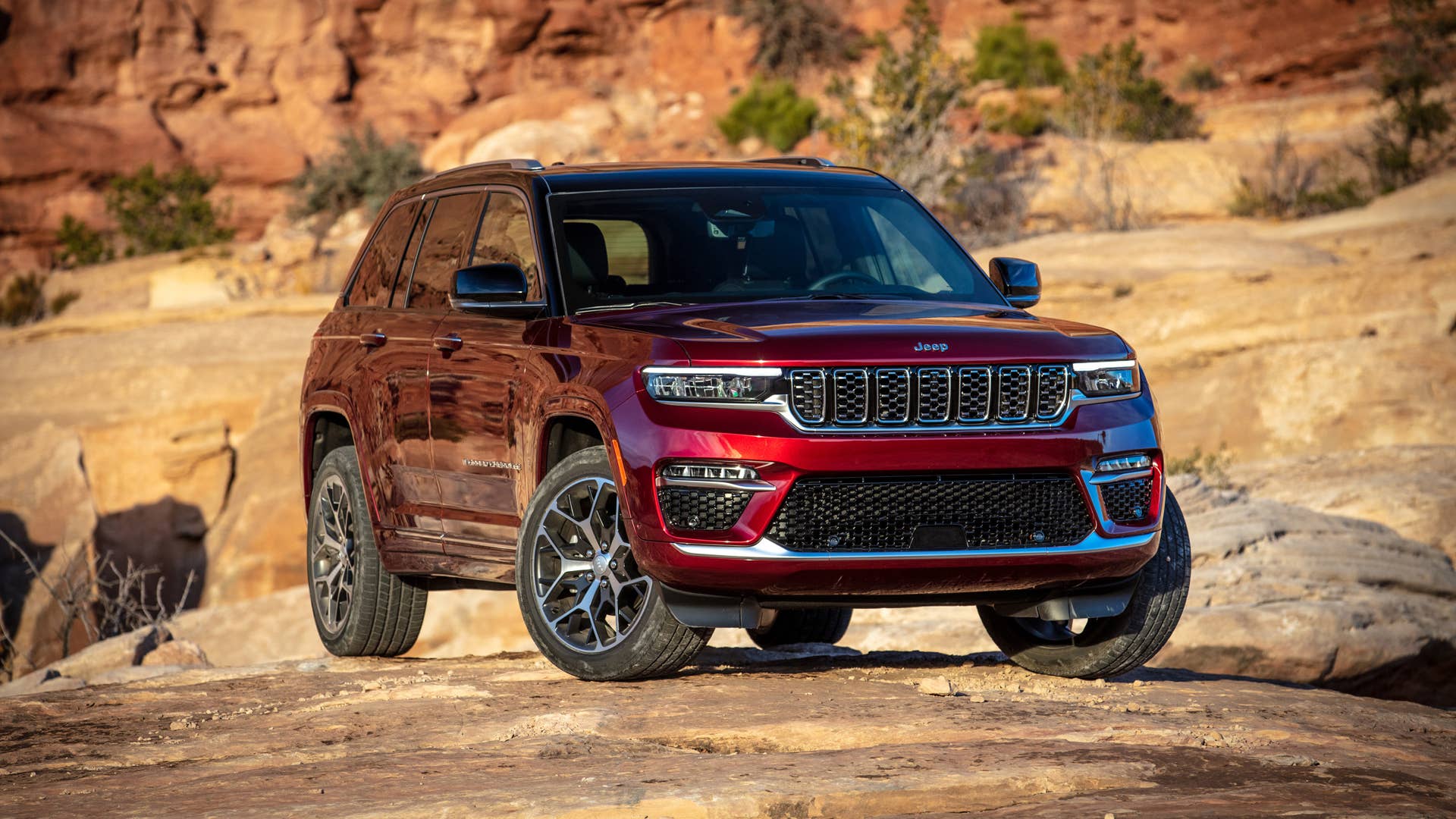 2022 Jeep® Grand Cherokee Summit Reserve