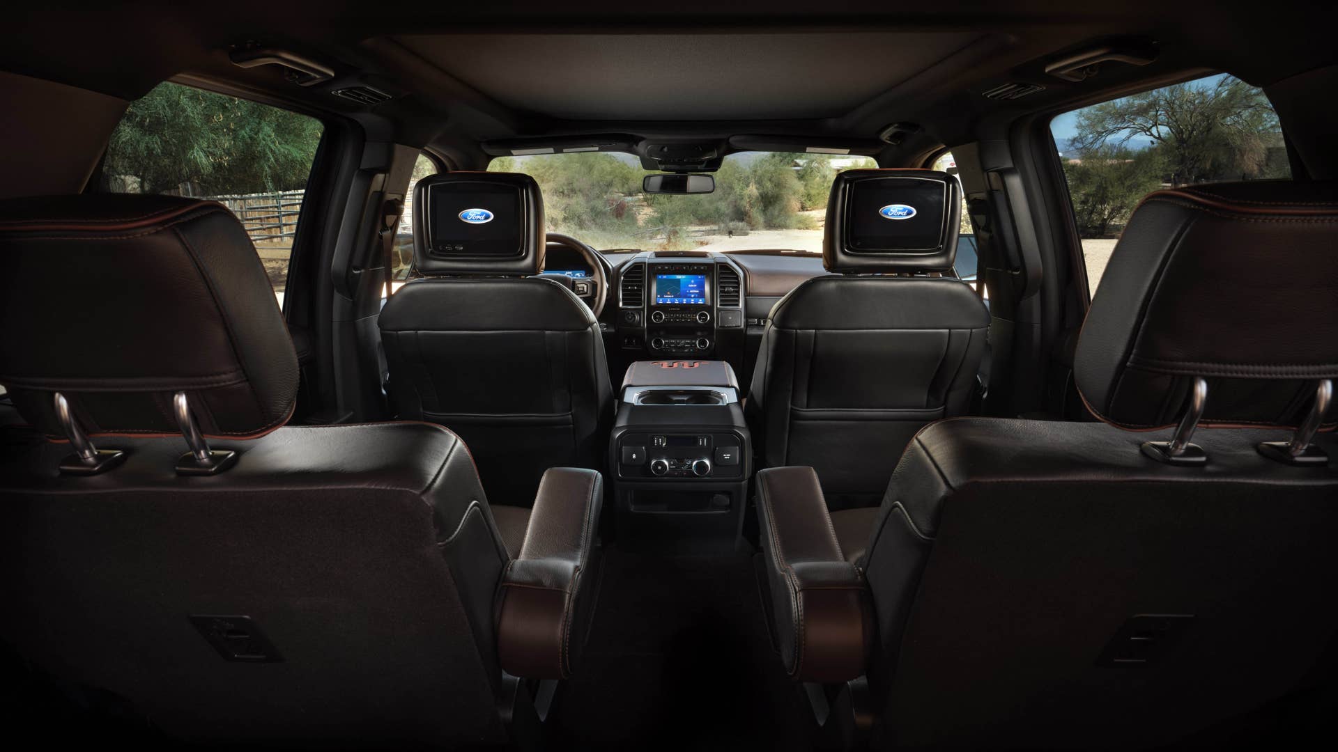 2020 Ford Expedition King Ranch in white