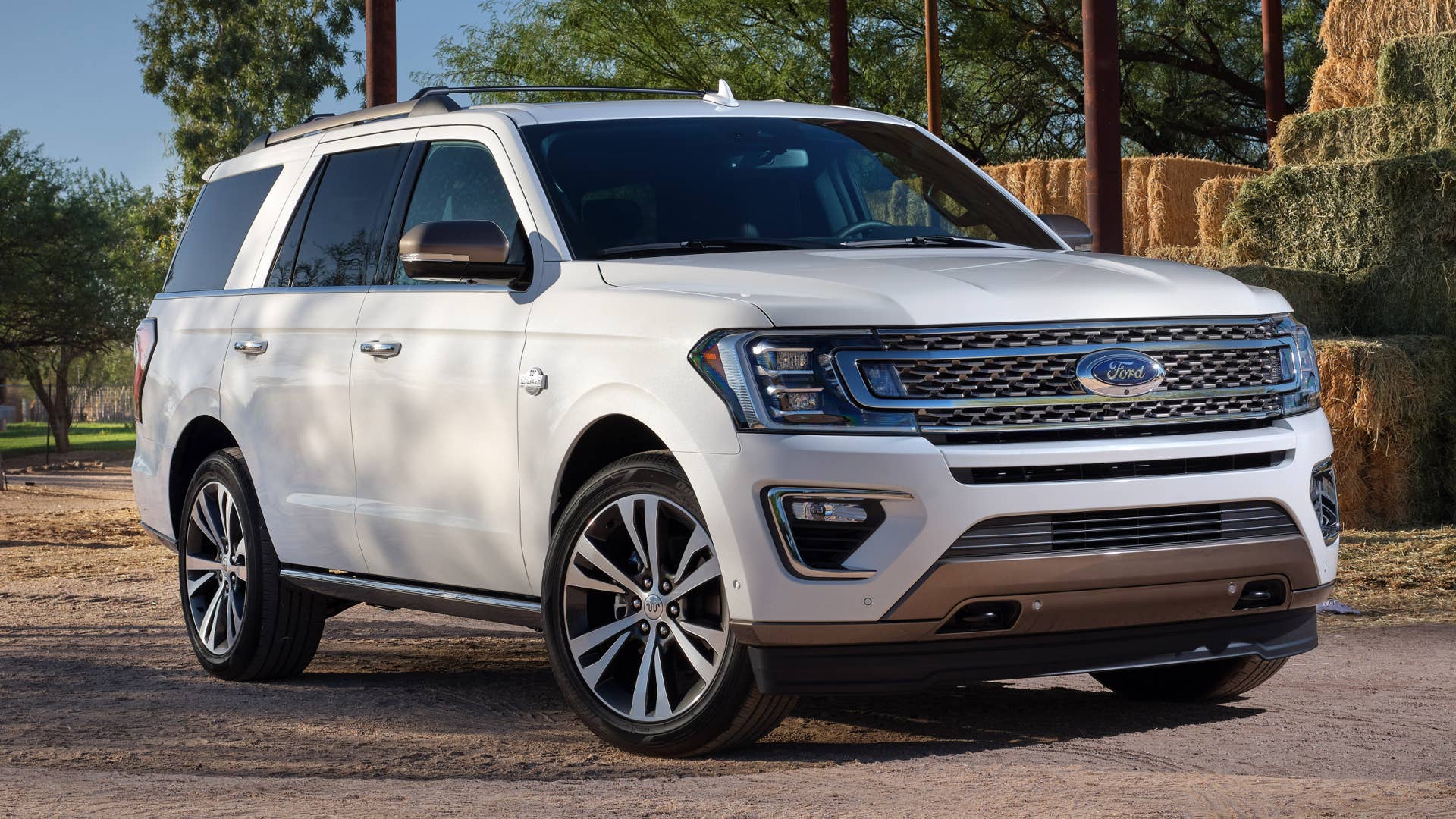 2020 Ford Expedition King Ranch in white