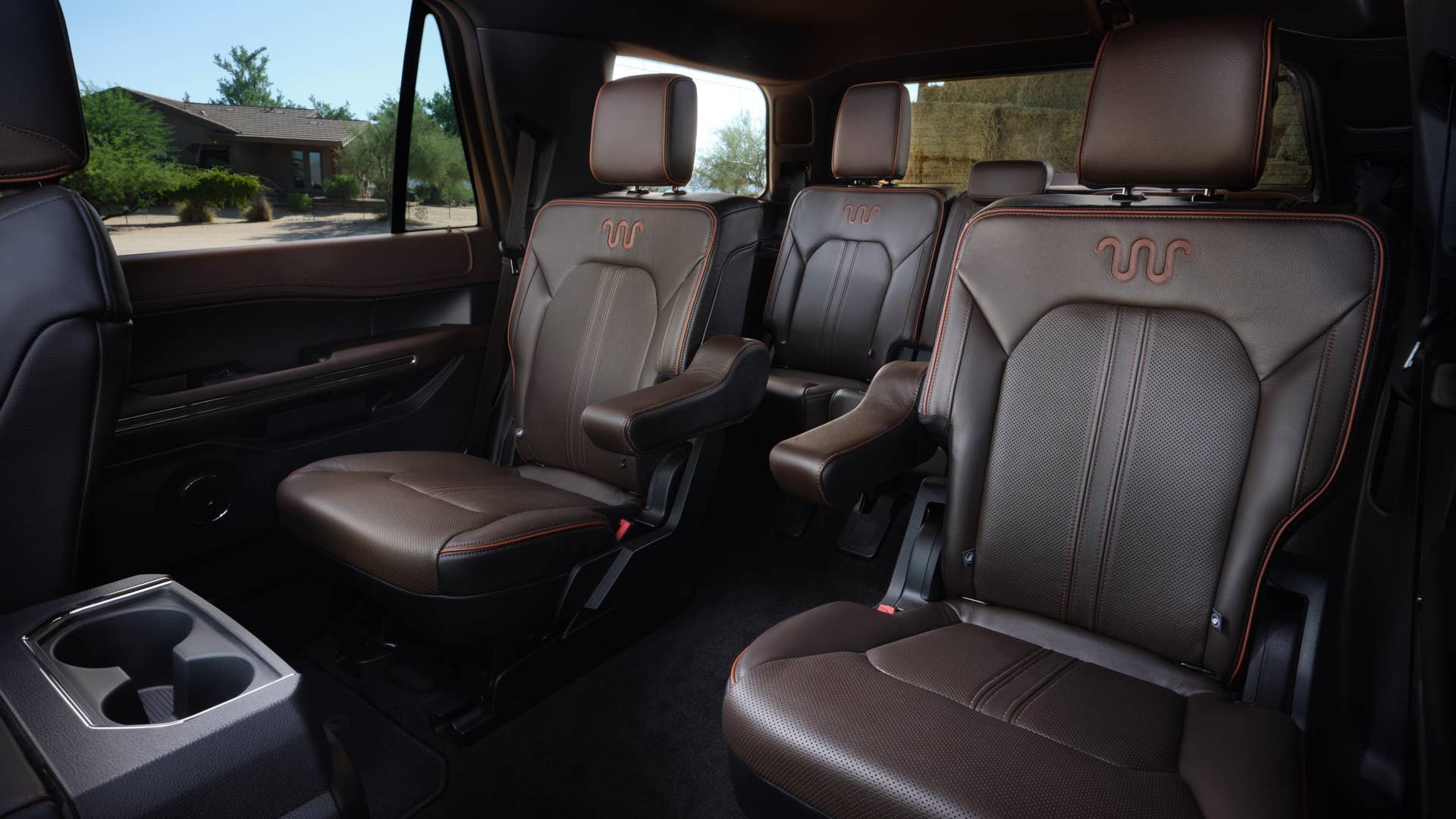 2020 Ford Expedition King Ranch in white