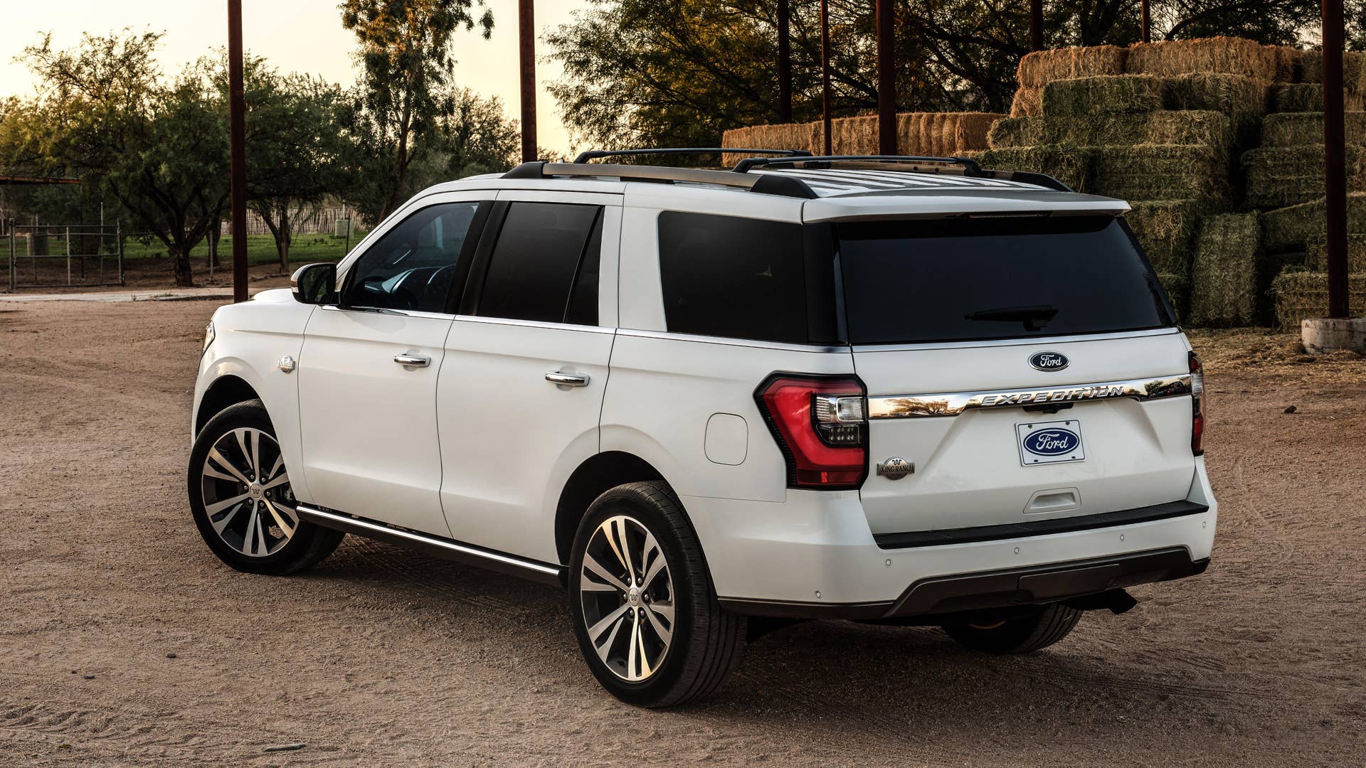 2020 Ford Expedition King Ranch in white