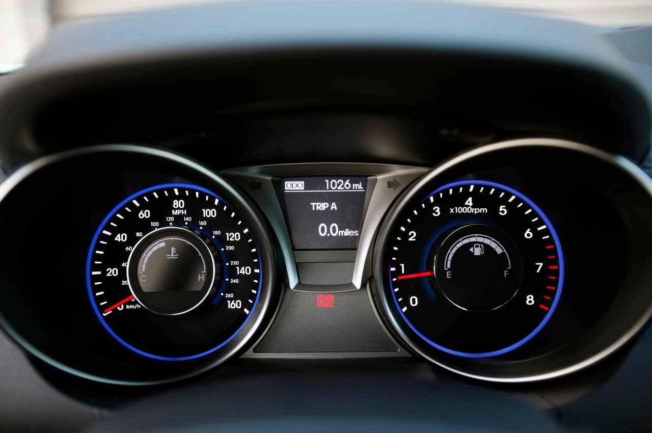 2013 Hyundai Genesis Coupe gauges
