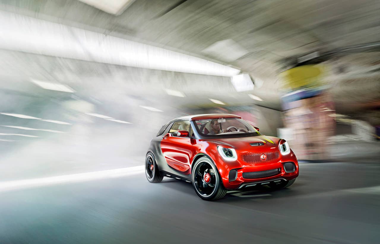 Konzeptfahrzeug smart forstars Exterieur: Lackierung Alubeam rouge, tridion Sicherheitszelle in einem mattem Titanfarbton
