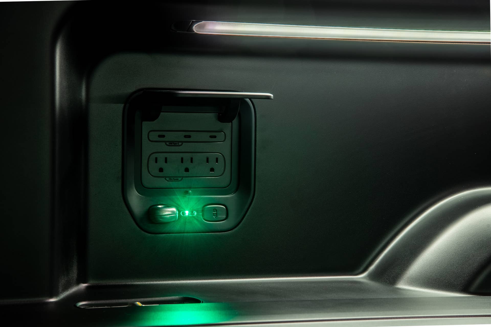 Rivian R1T reveal