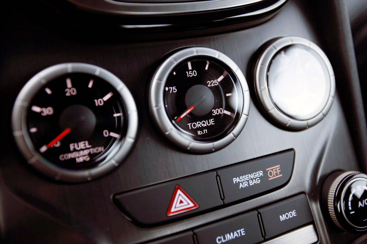 2013 Hyundai Genesis Coupe auxiliary gauges
