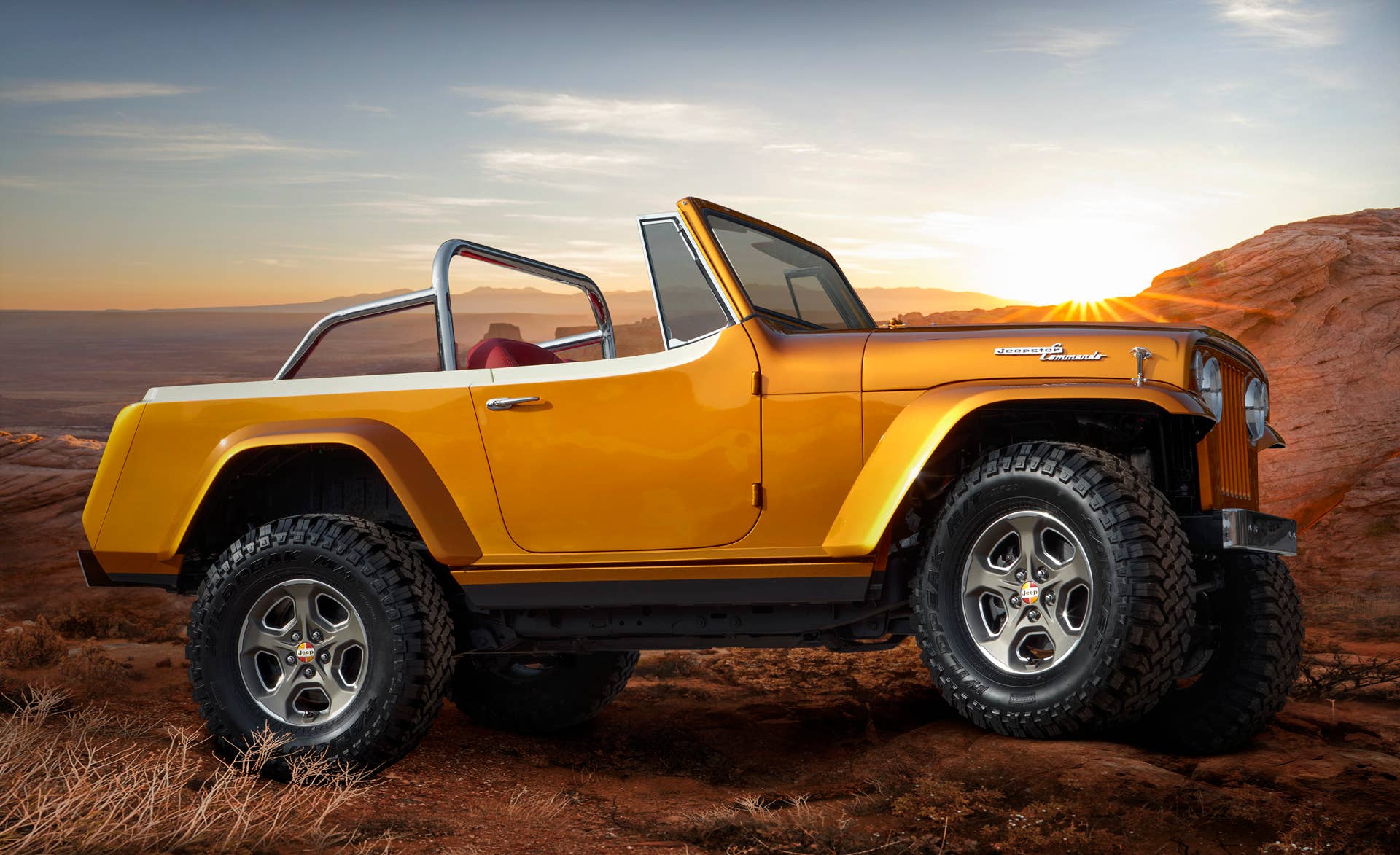 This year’s Jeep® “Resto-Mod” is a throwback to the second-generation Jeepster. The Jeepster Beach concept started as a 1968 Jeepster Commando (C-101) and was seamlessly blended with a 2020 Jeep Wrangler Rubicon. The body was modified and the exterior fuses original chrome trim with an updated, brightly colored two-tone paint scheme of Hazy IPA and Zinc Oxide. While the Jeepster Beach maintains the outward appearance of a vintage Jeepster, it commands peak performance both on- and off-road delivered by the modern-day Jeep Wrangler.