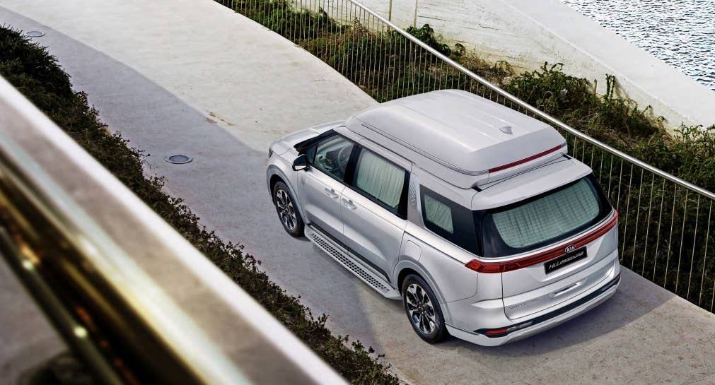 Kia Carnival Hi Limousine