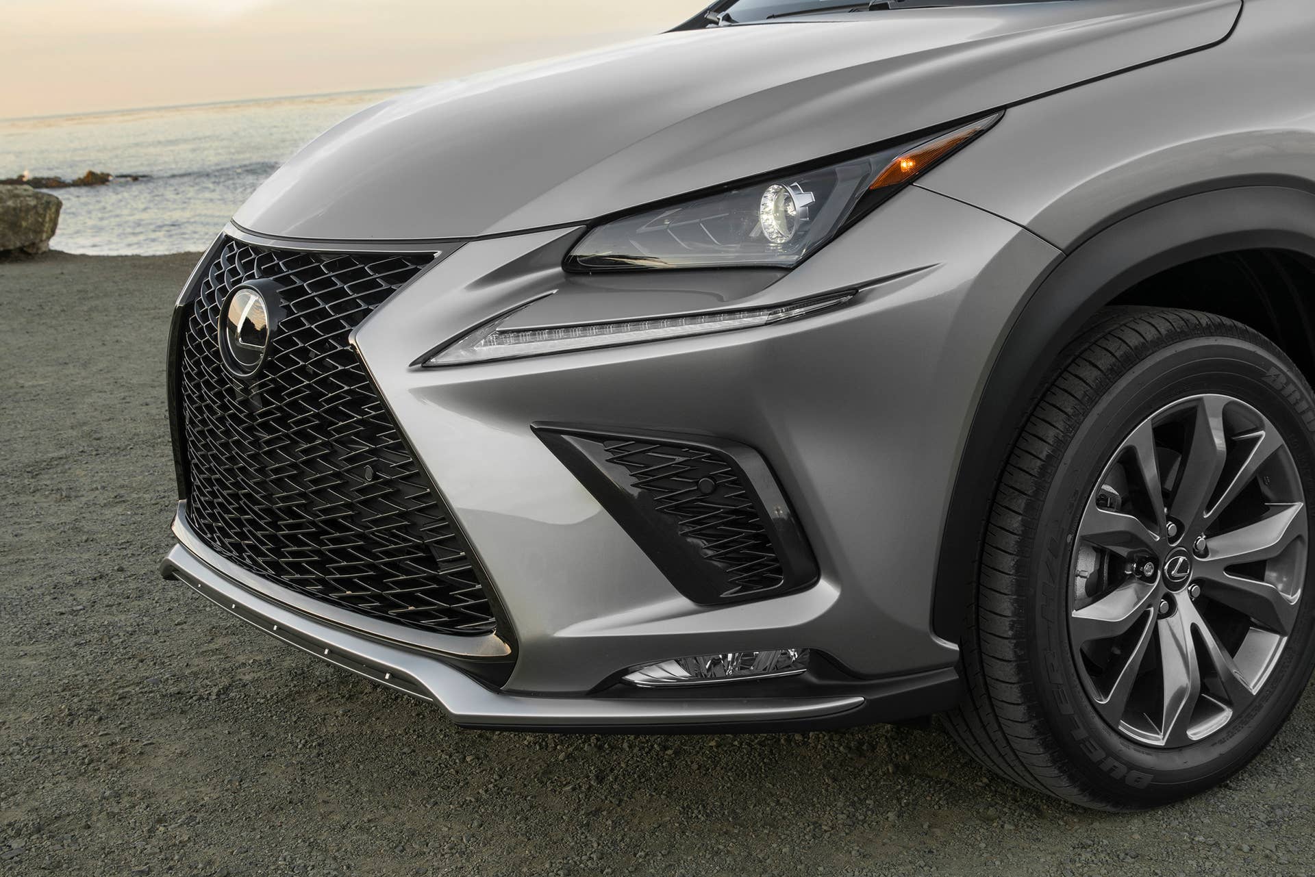 Lexus makes small changes to the 2021 NX lineup.