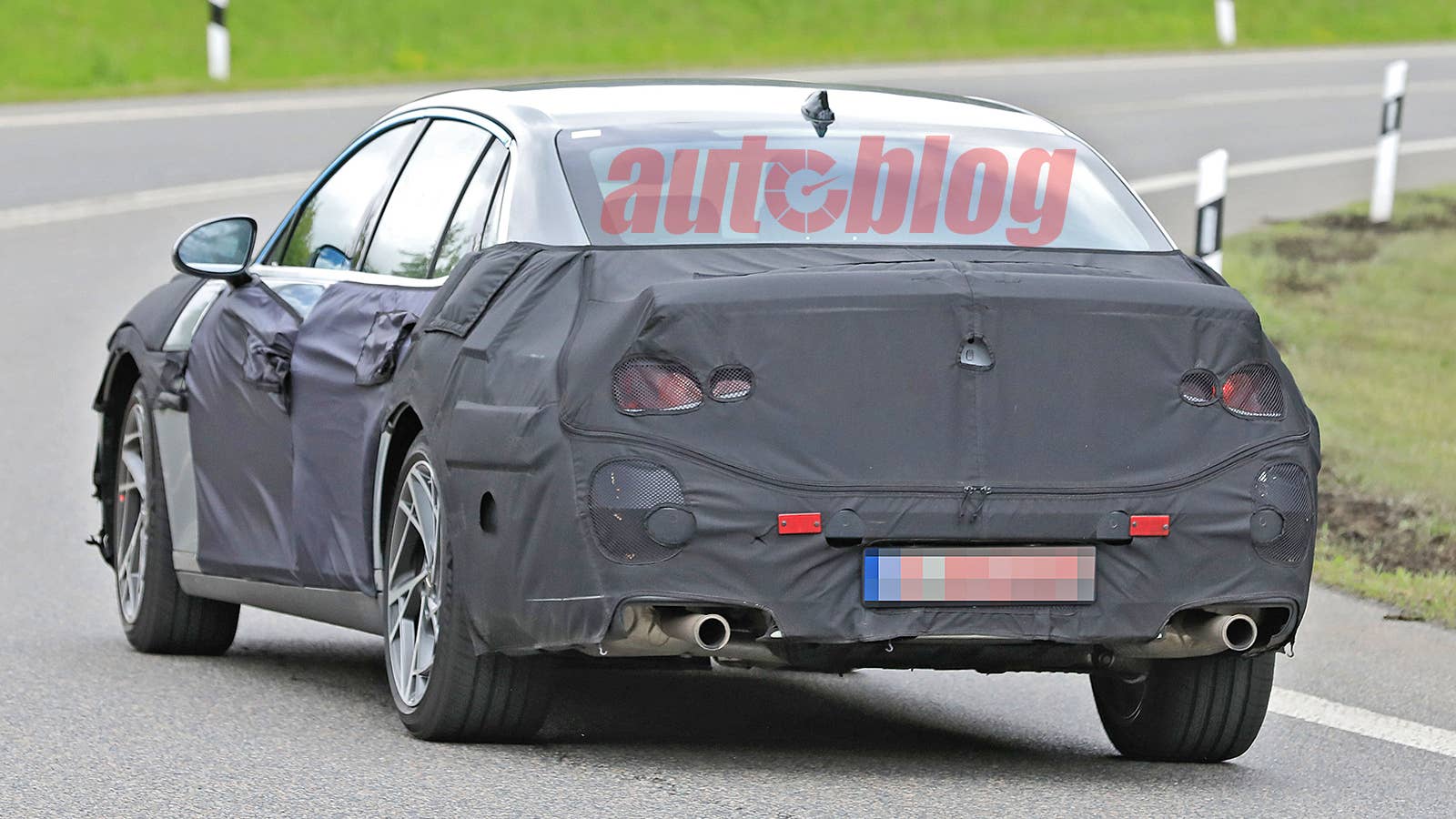 Genesis G90 prototype